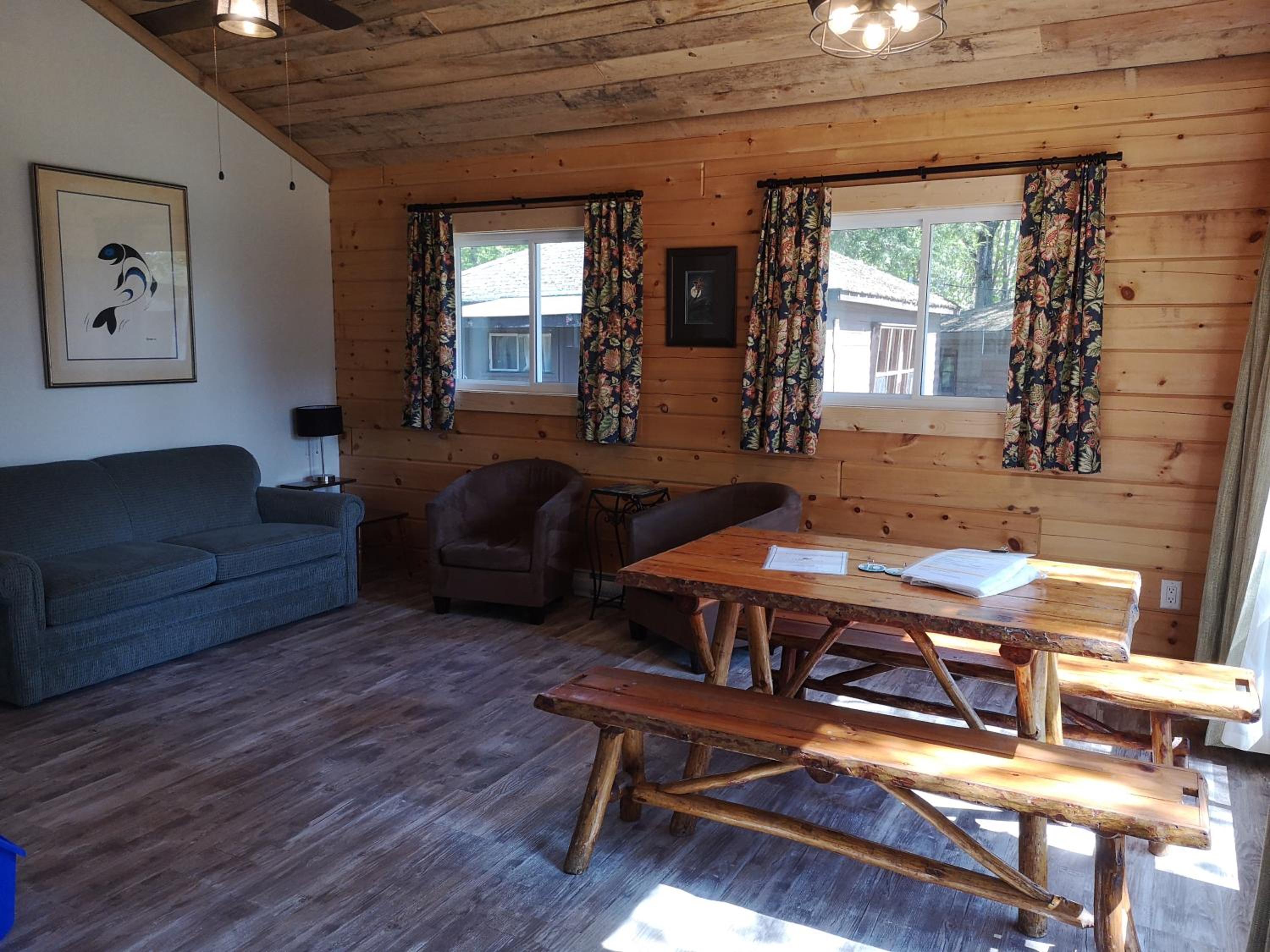 The Pines Cottage Resort view 5