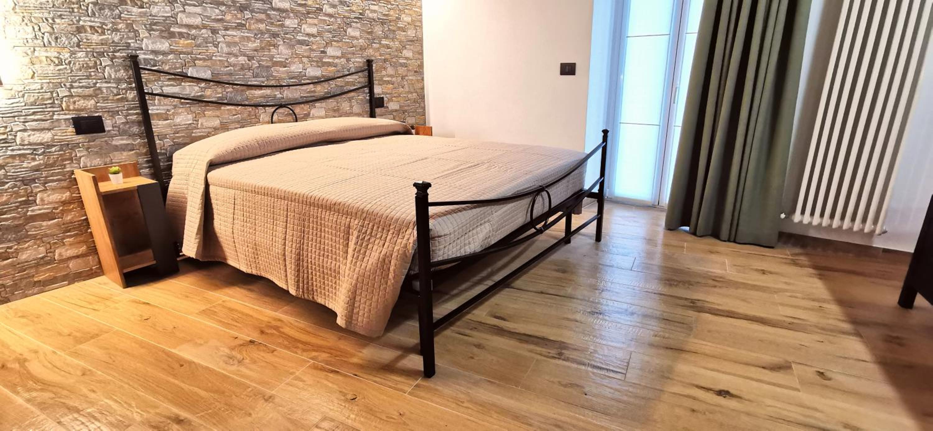 Dietro le mura photo 3