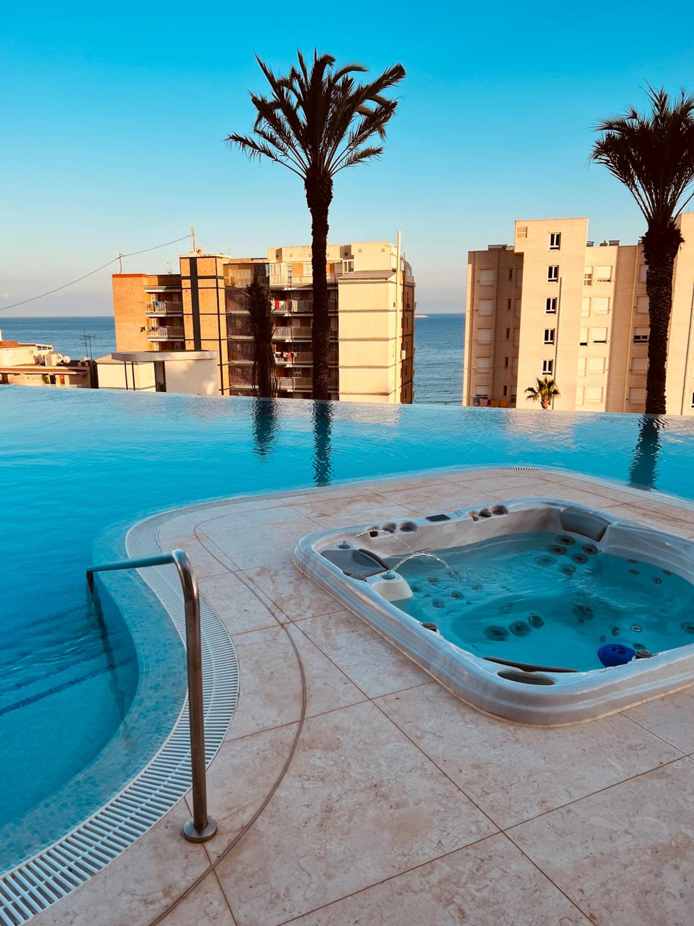 Luxury apartment with stunning sea views in Sunset Cliff Benidorm