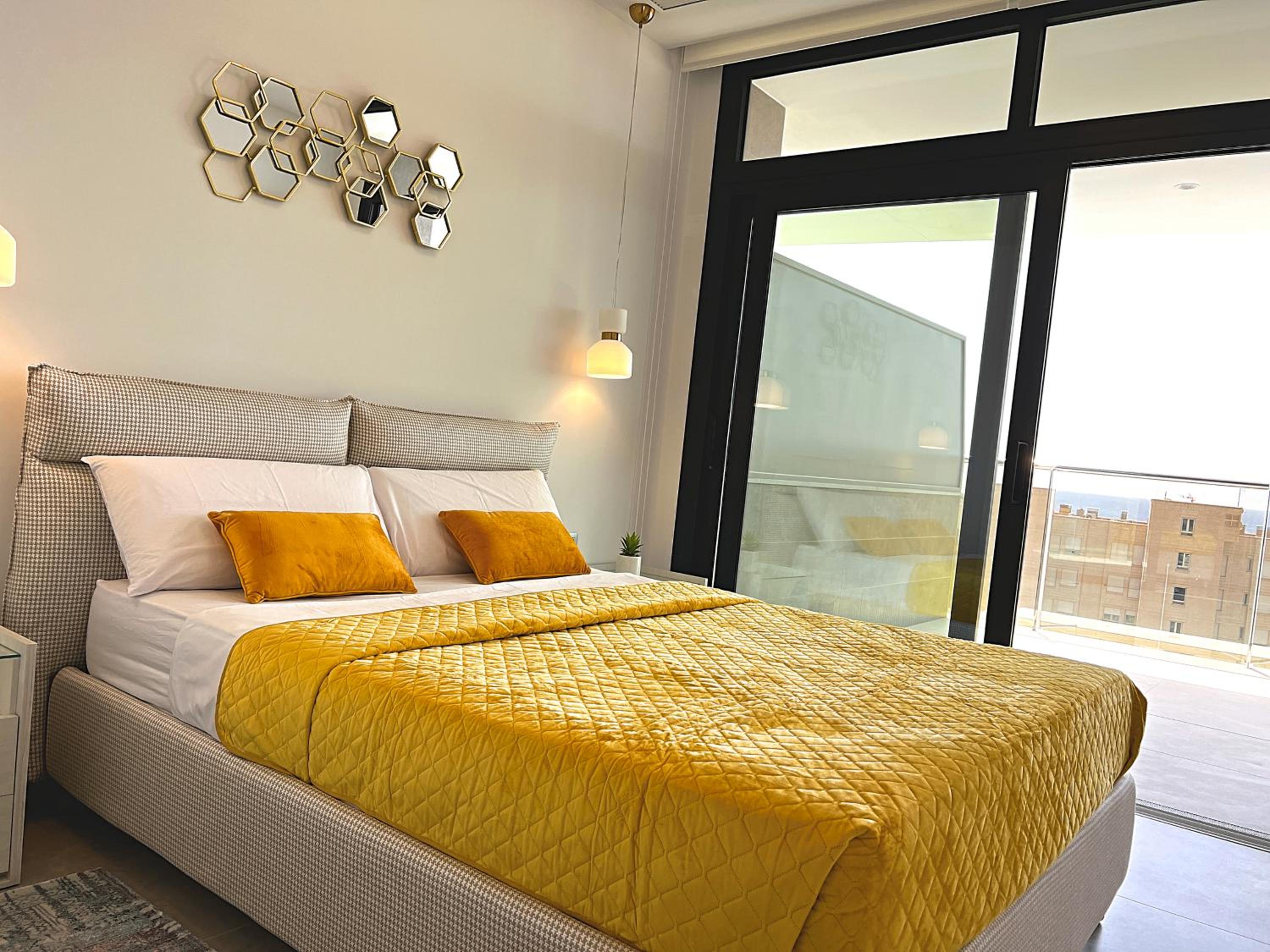 Luxury apartment with stunning sea views in Sunset Cliff Benidorm
