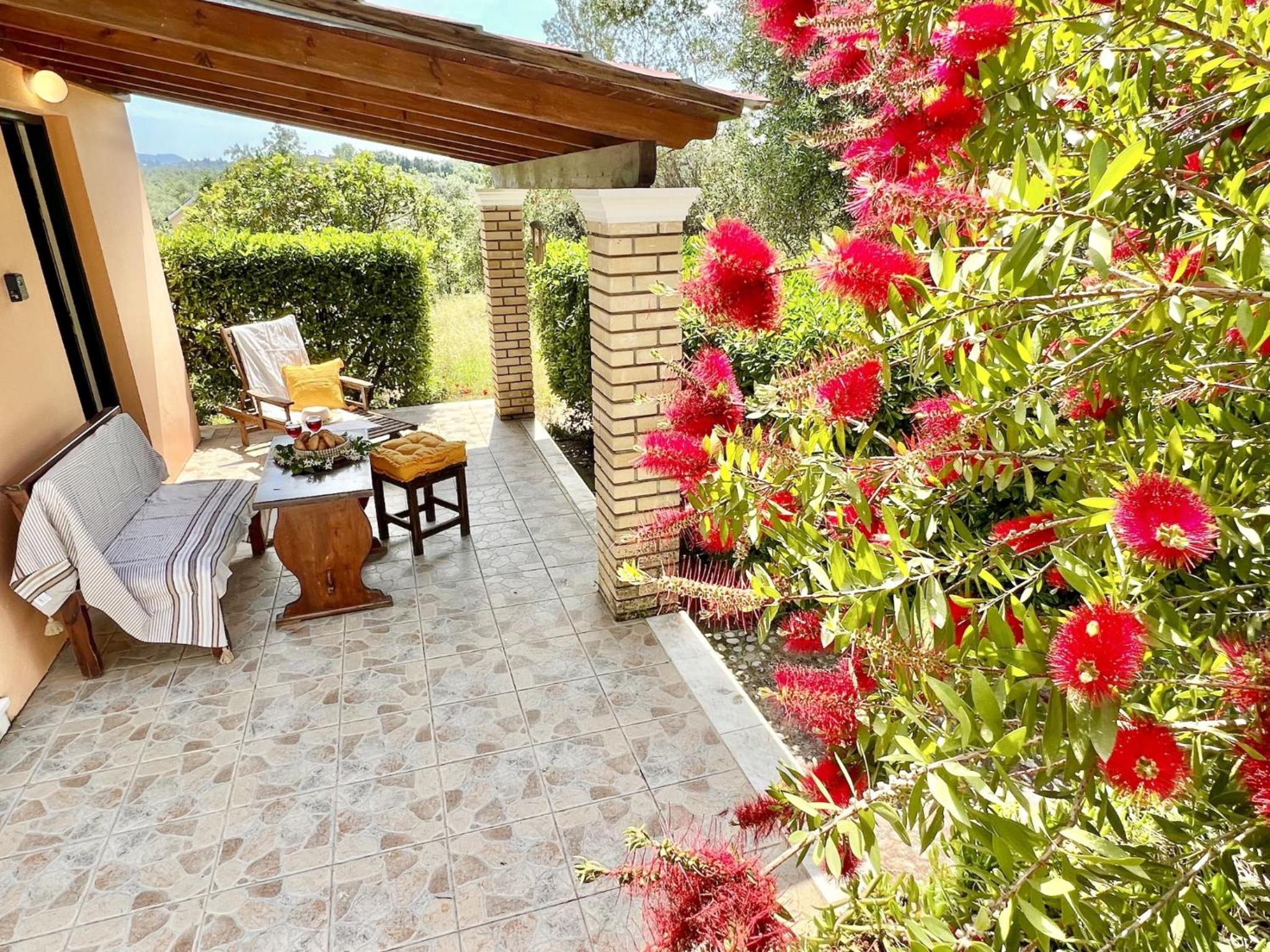 Renas Studio near Roda by DadoVillas view 3