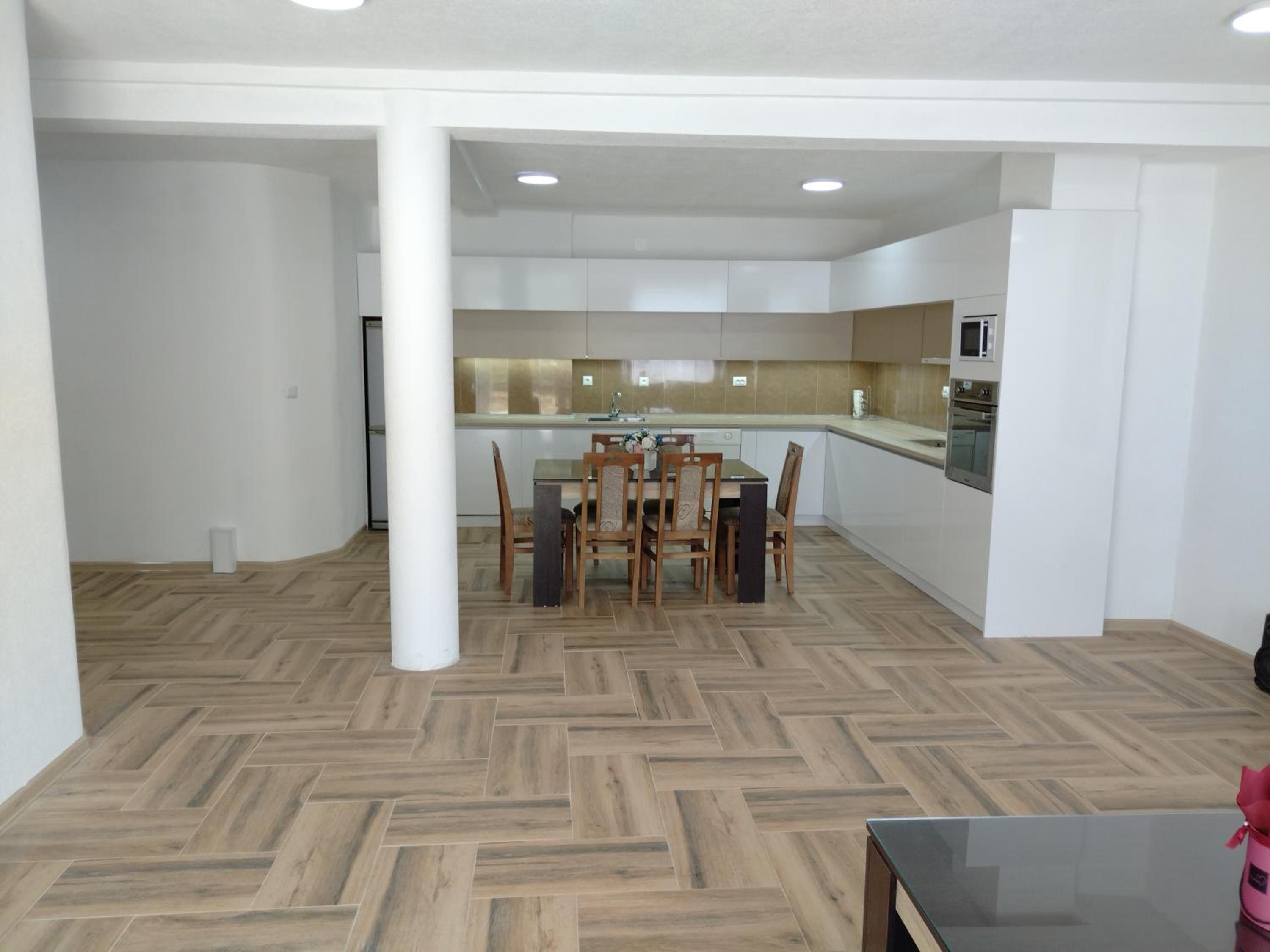 Z&G Apartment