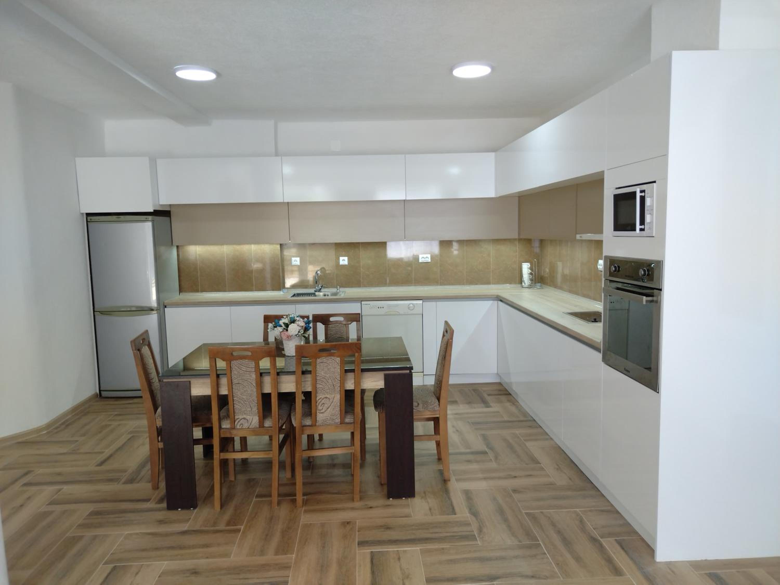 Z&G Apartment