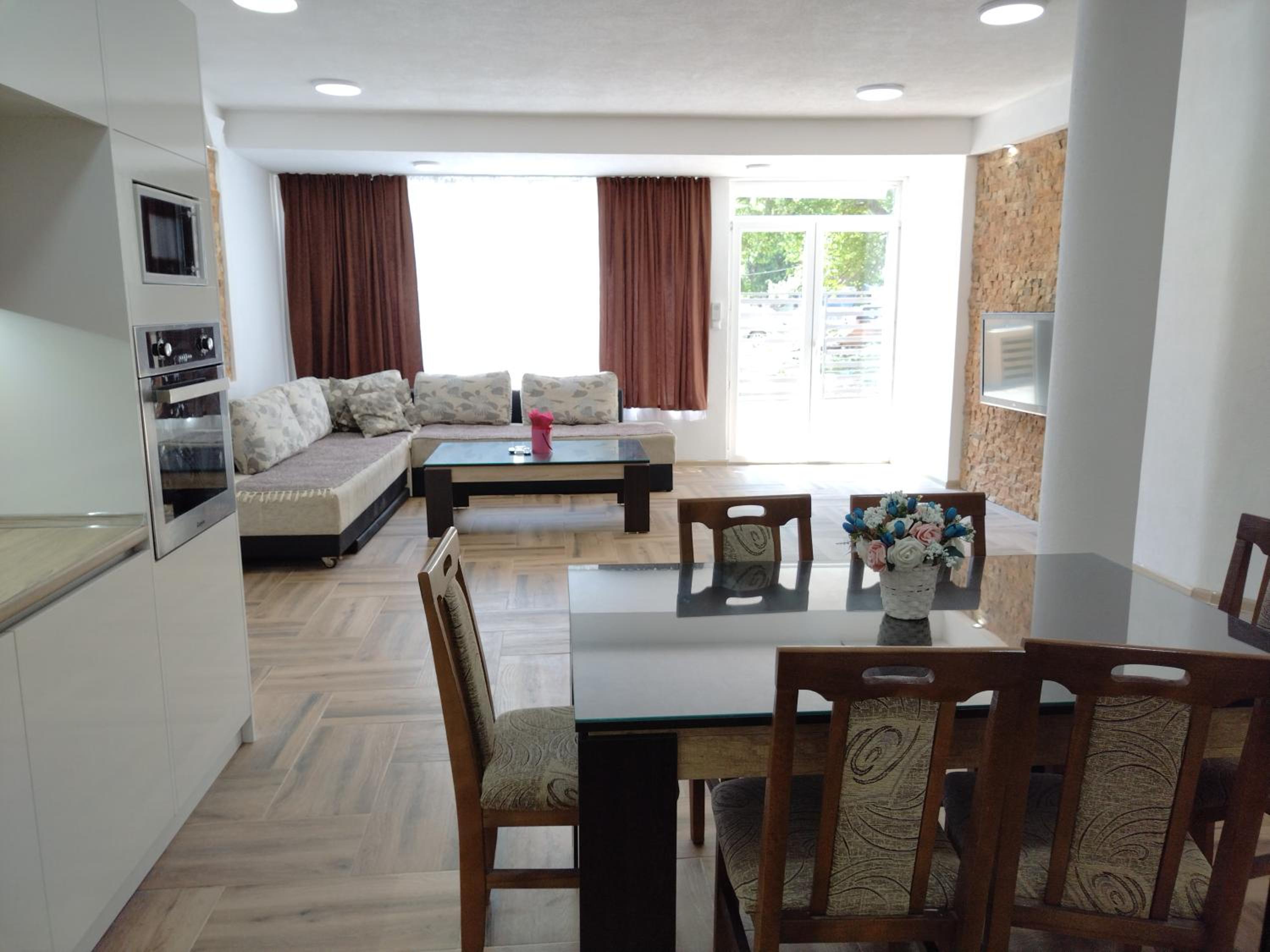 Z&G Apartment