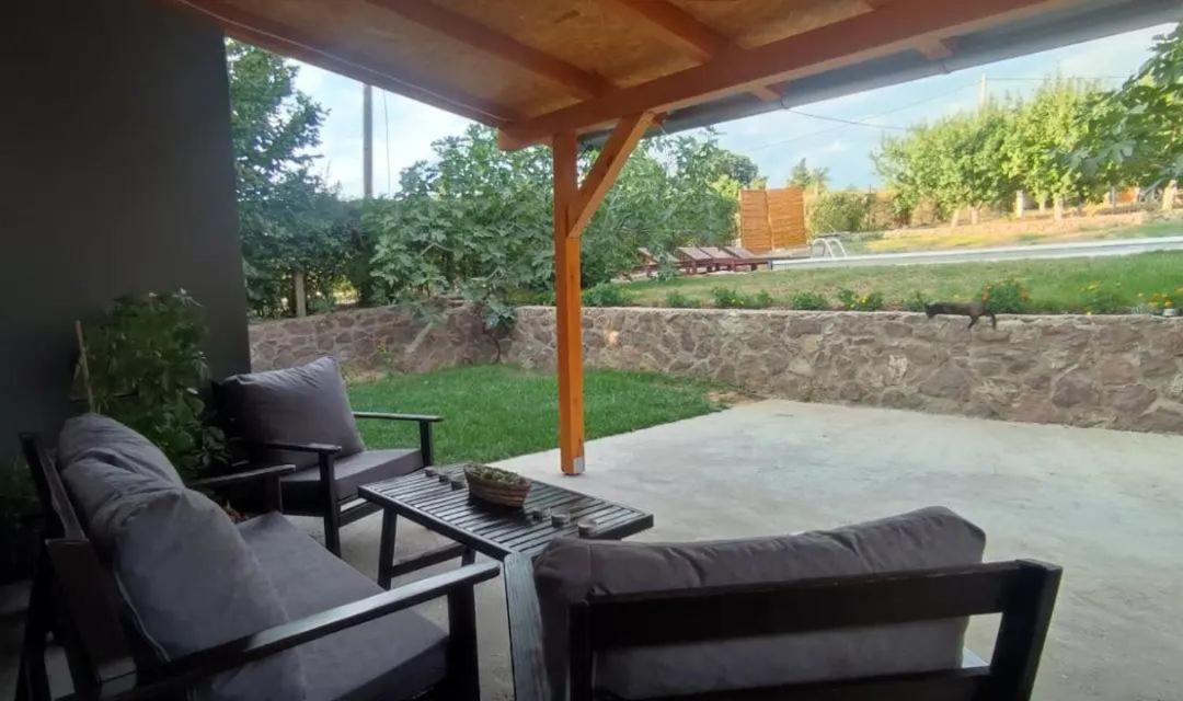 Boom House Fruska Gora view 4
