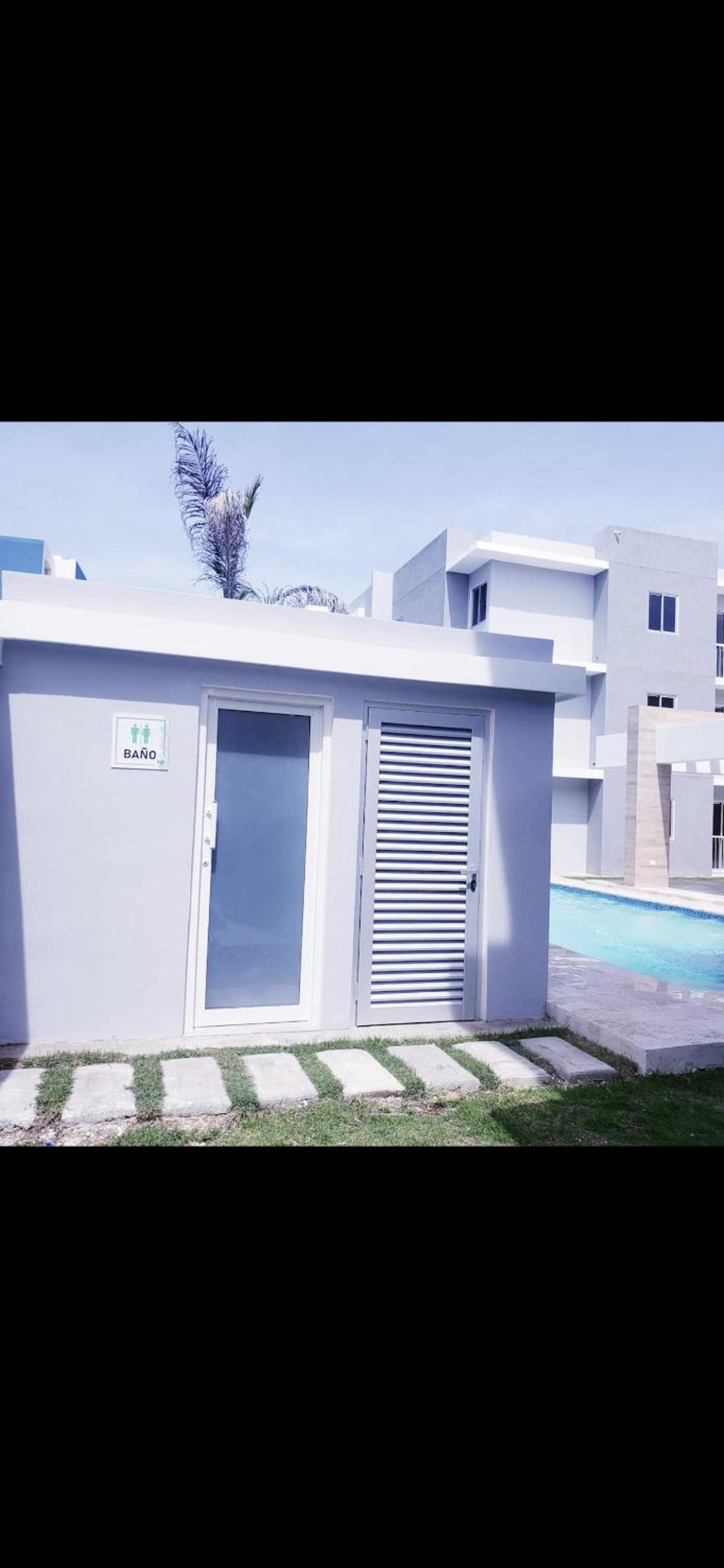 Luxurious 2 bedroom apartment with pool