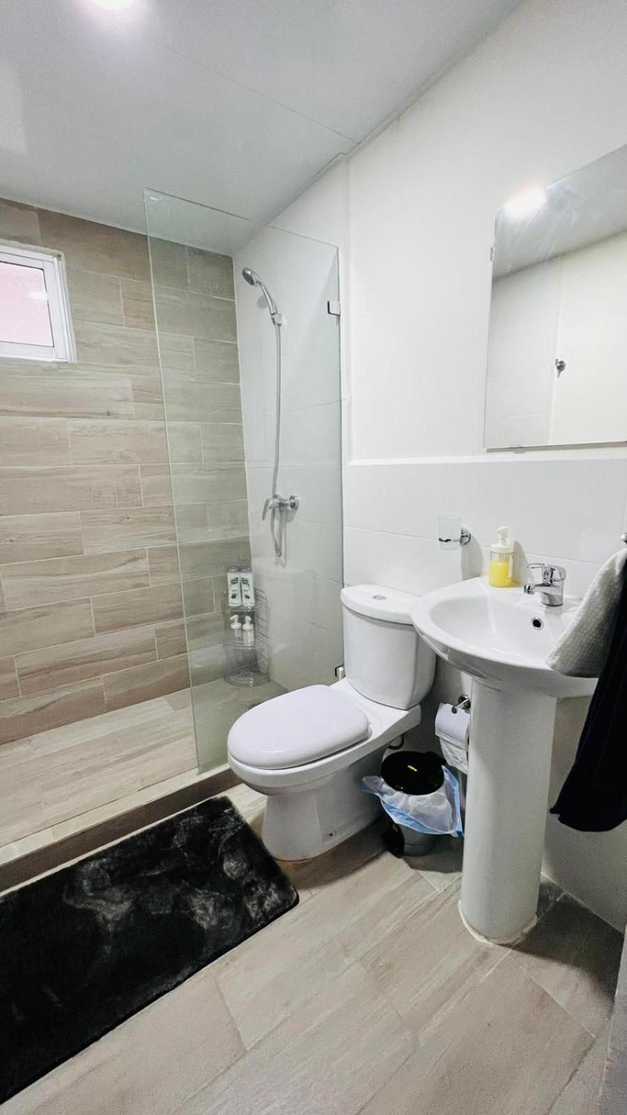 Luxurious 2 bedroom apartment with pool