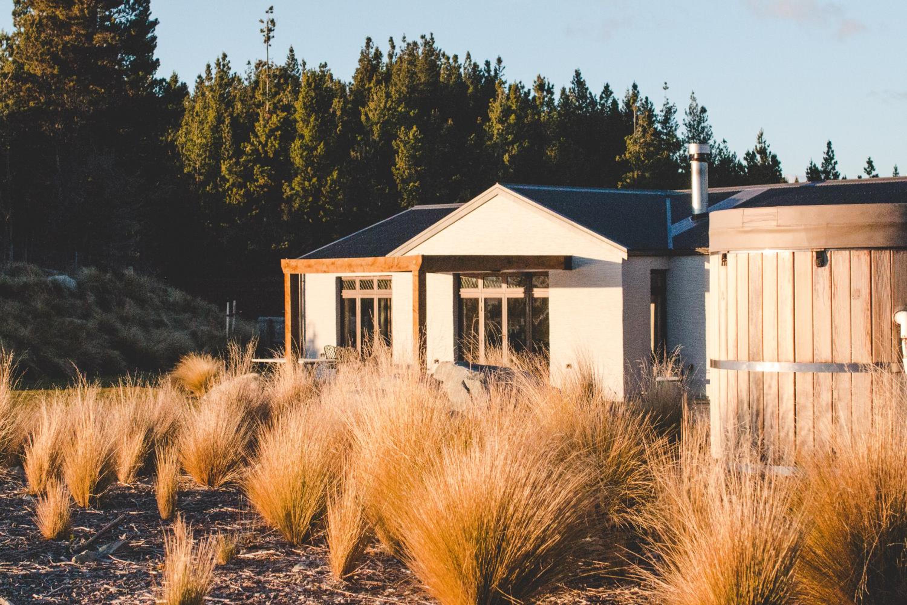Mt Cook Lakeside Retreat