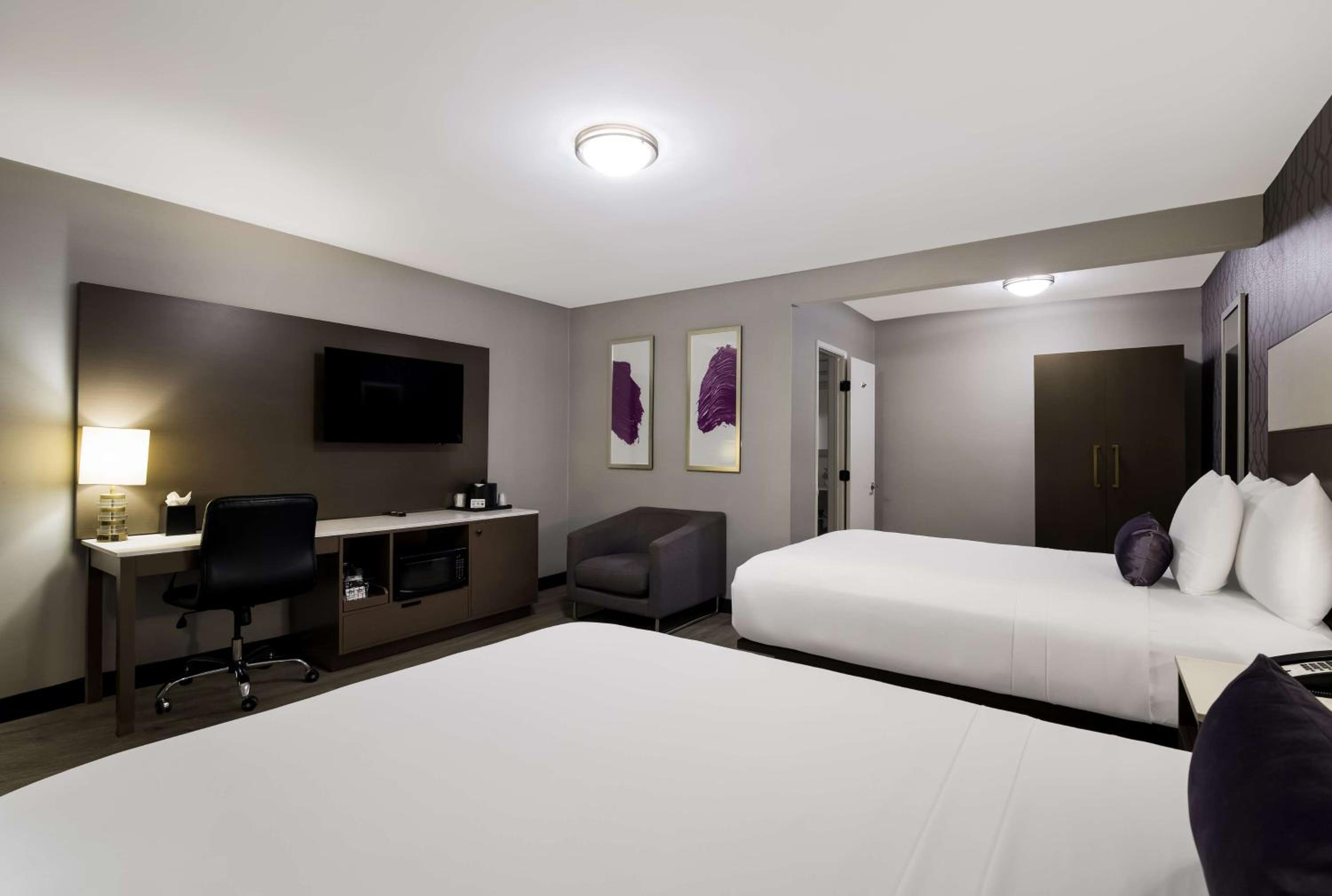 Sunset West Hotel, SureStay Collection By Best Western