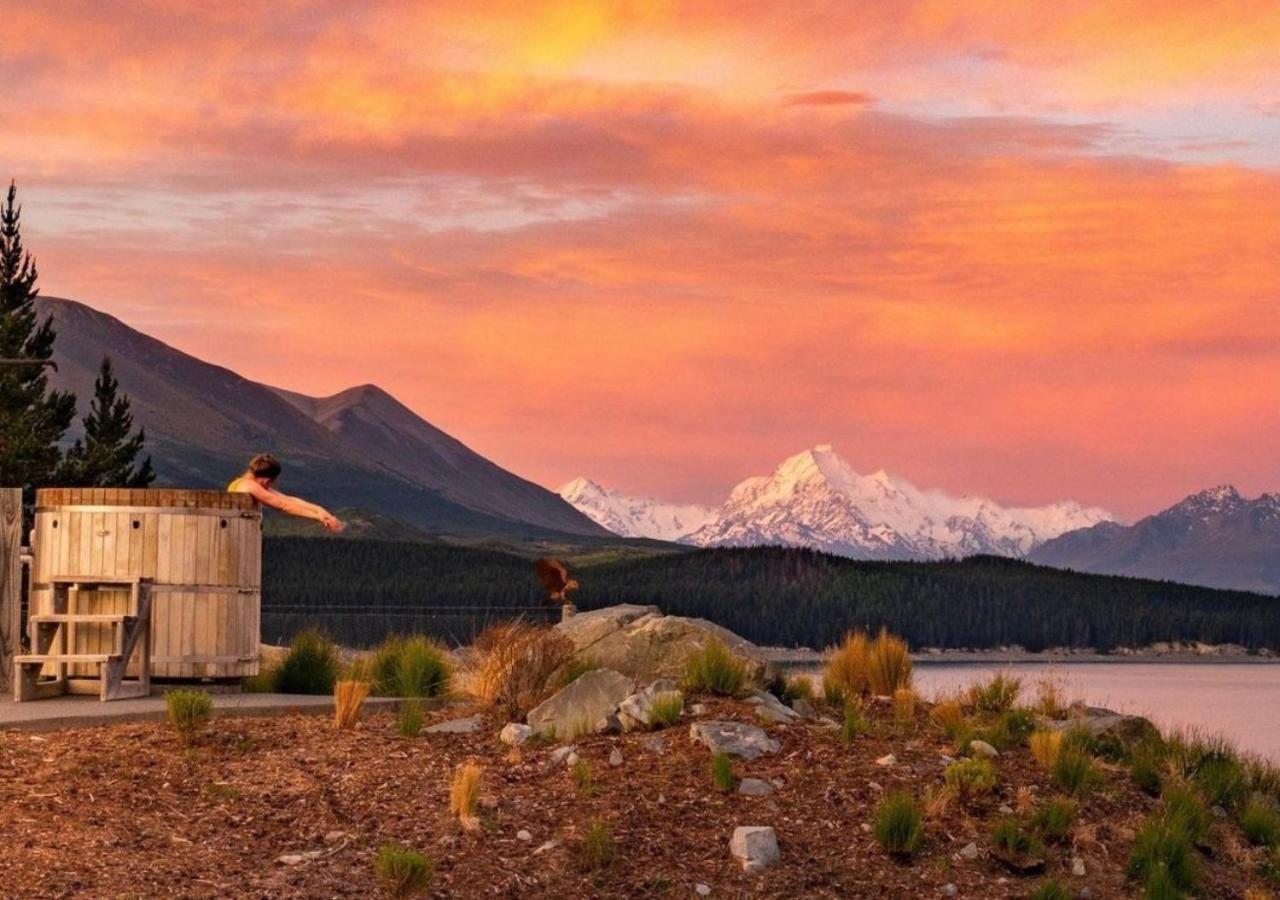 Mt Cook Lakeside Retreat