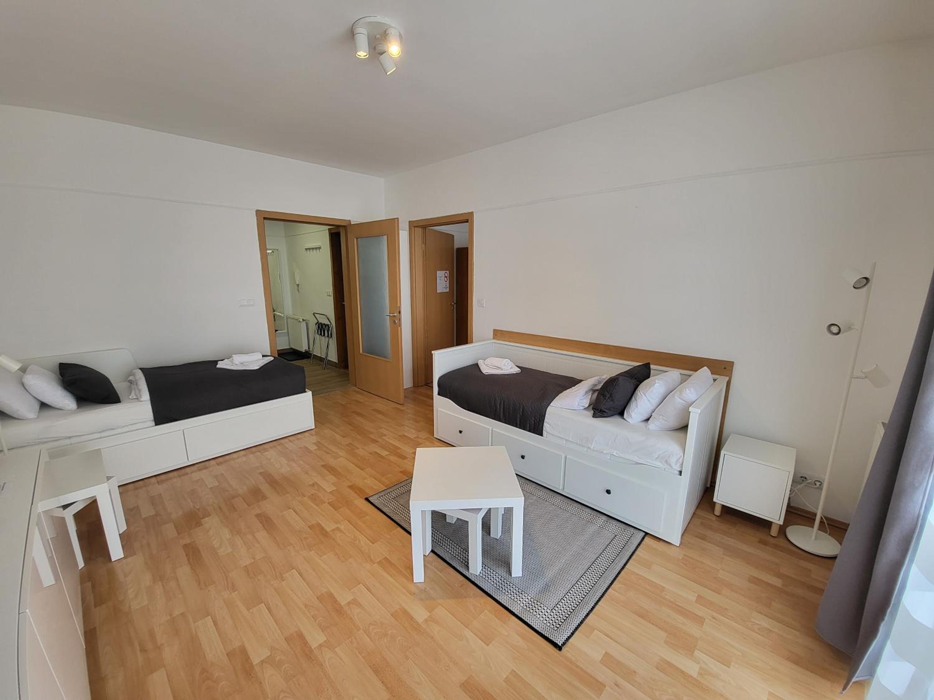 HI Downtown Apartment A513 view 5