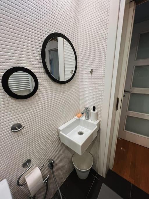 Central Glyfada 2BR Apartment