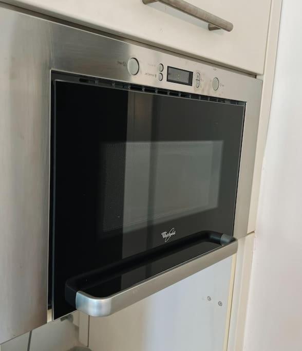 Central Glyfada 2BR Apartment