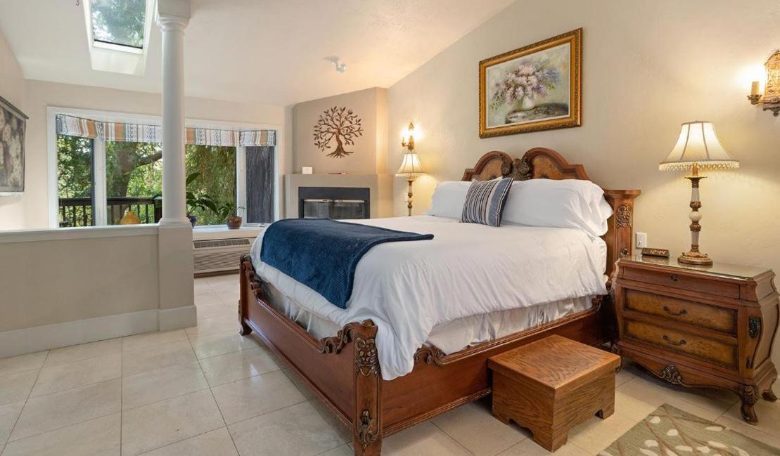 Maui Vacations - Candlelight Inn Napa Valley - Property Image 47