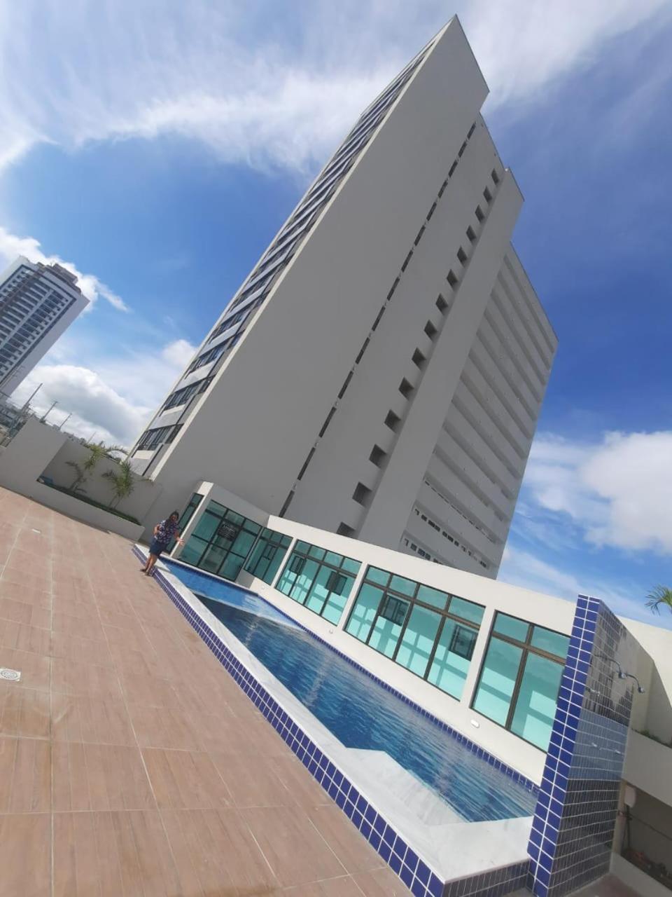 Vizinho ao Shopping Caruaru