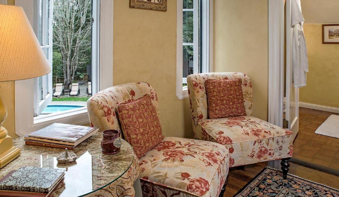 Maui Vacations - Candlelight Inn Napa Valley - Property Image 3