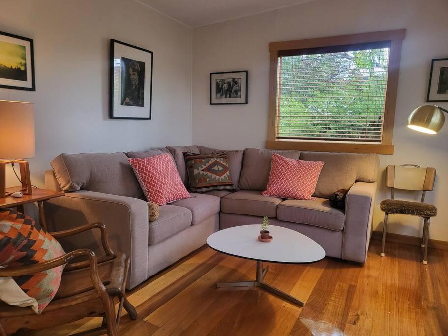 The Dunes - King Studio - 50m from Scamander Beach