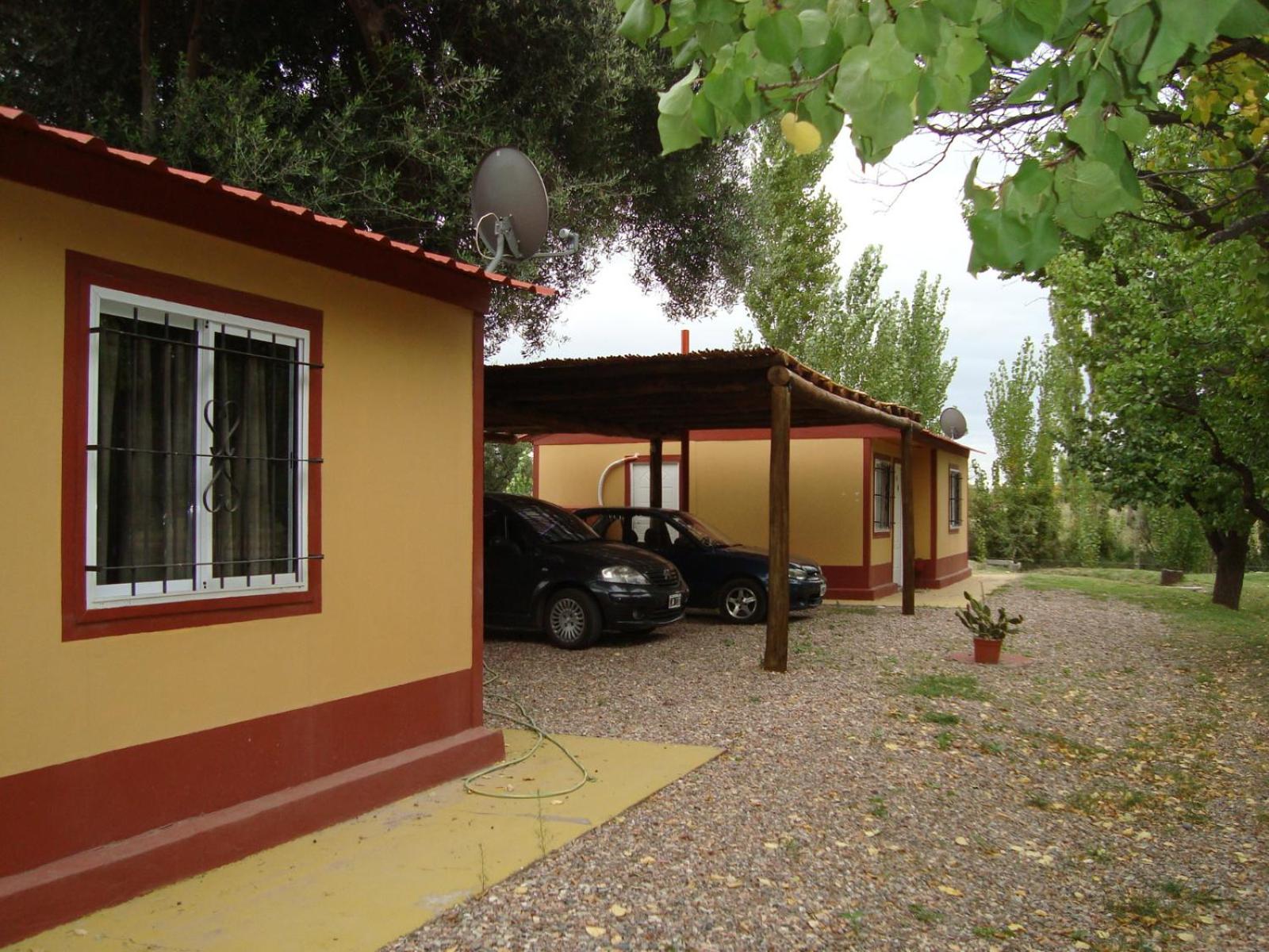 BOSQUE ENCANTADO EN SAN RAFAEL MENDOZA Cabañas hasta 5 personas
