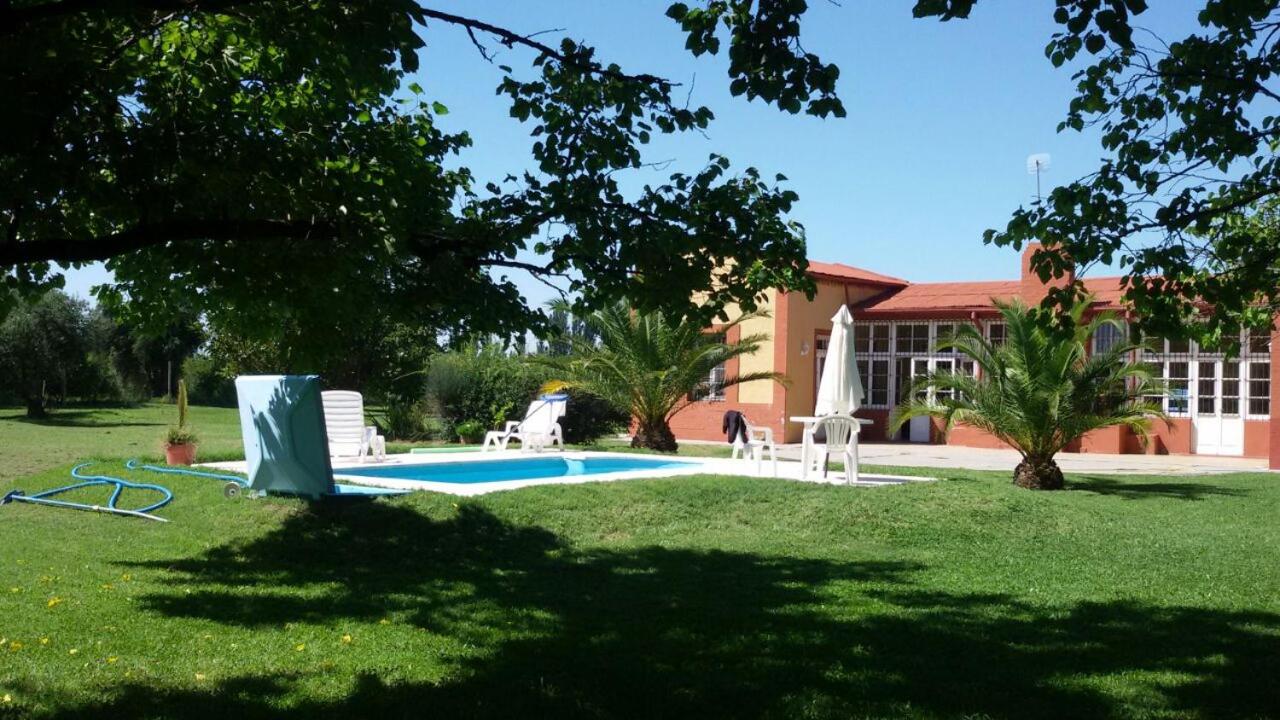 BOSQUE ENCANTADO EN SAN RAFAEL MENDOZA Cabañas hasta 5 personas
