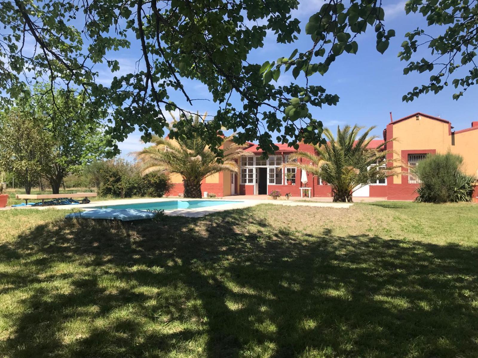 BOSQUE ENCANTADO EN SAN RAFAEL MENDOZA Cabañas hasta 5 personas