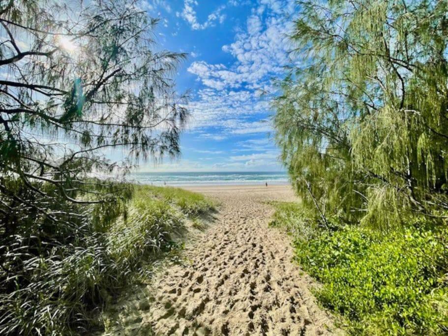 Diamond Beach 25
