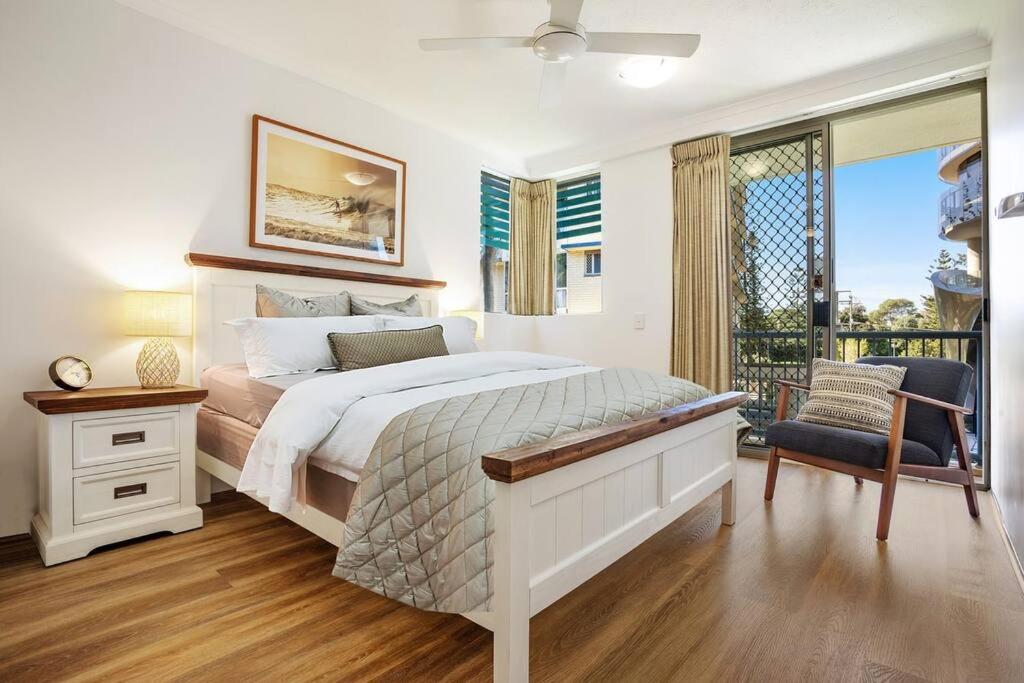 Diamond Beach 25