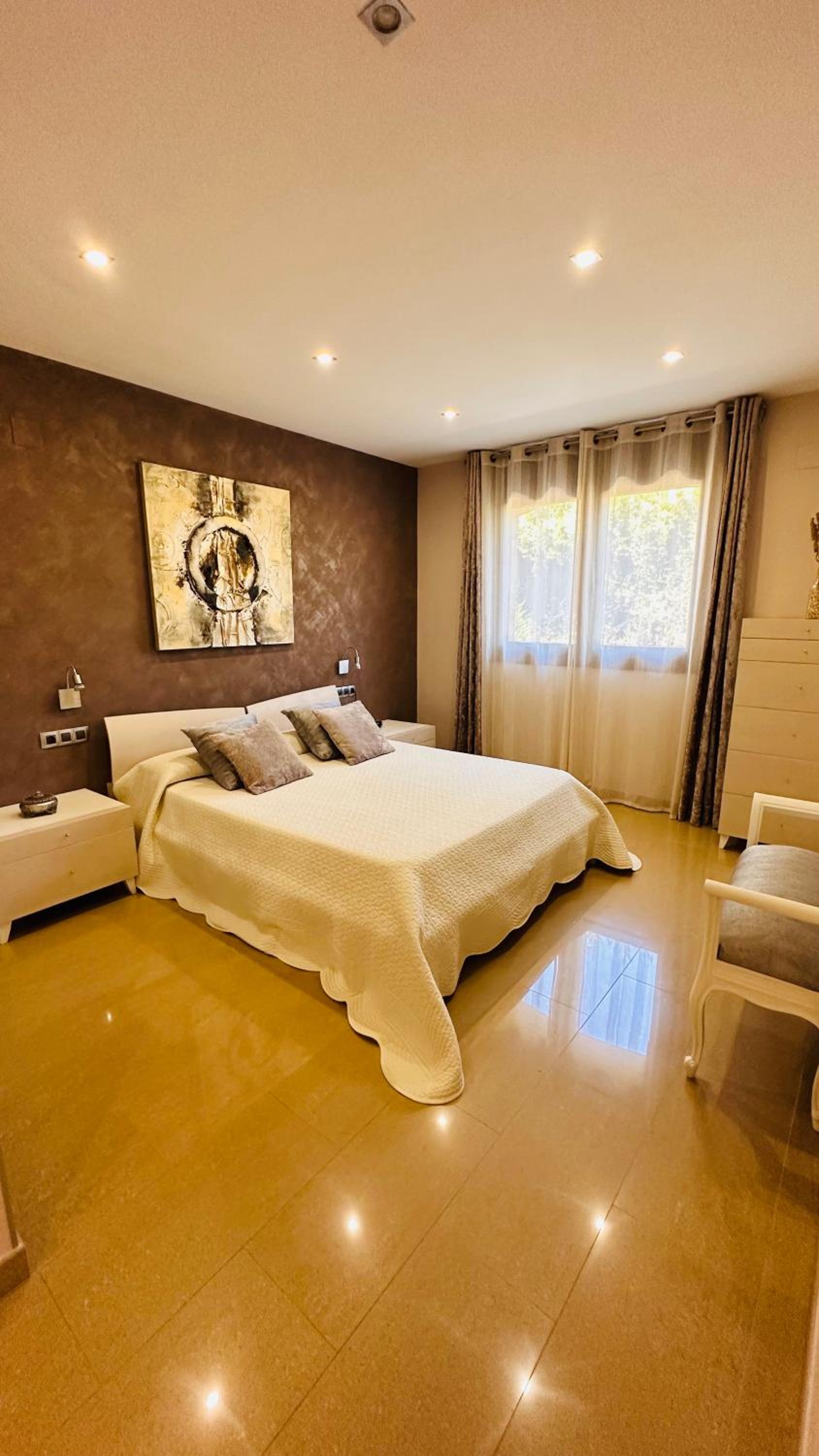 Hermosa Villa L'Ardiaca