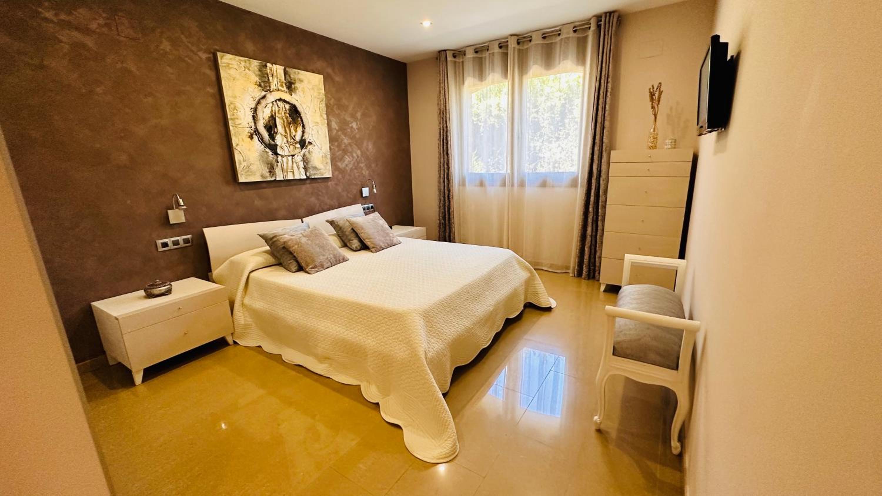 Hermosa Villa L'Ardiaca