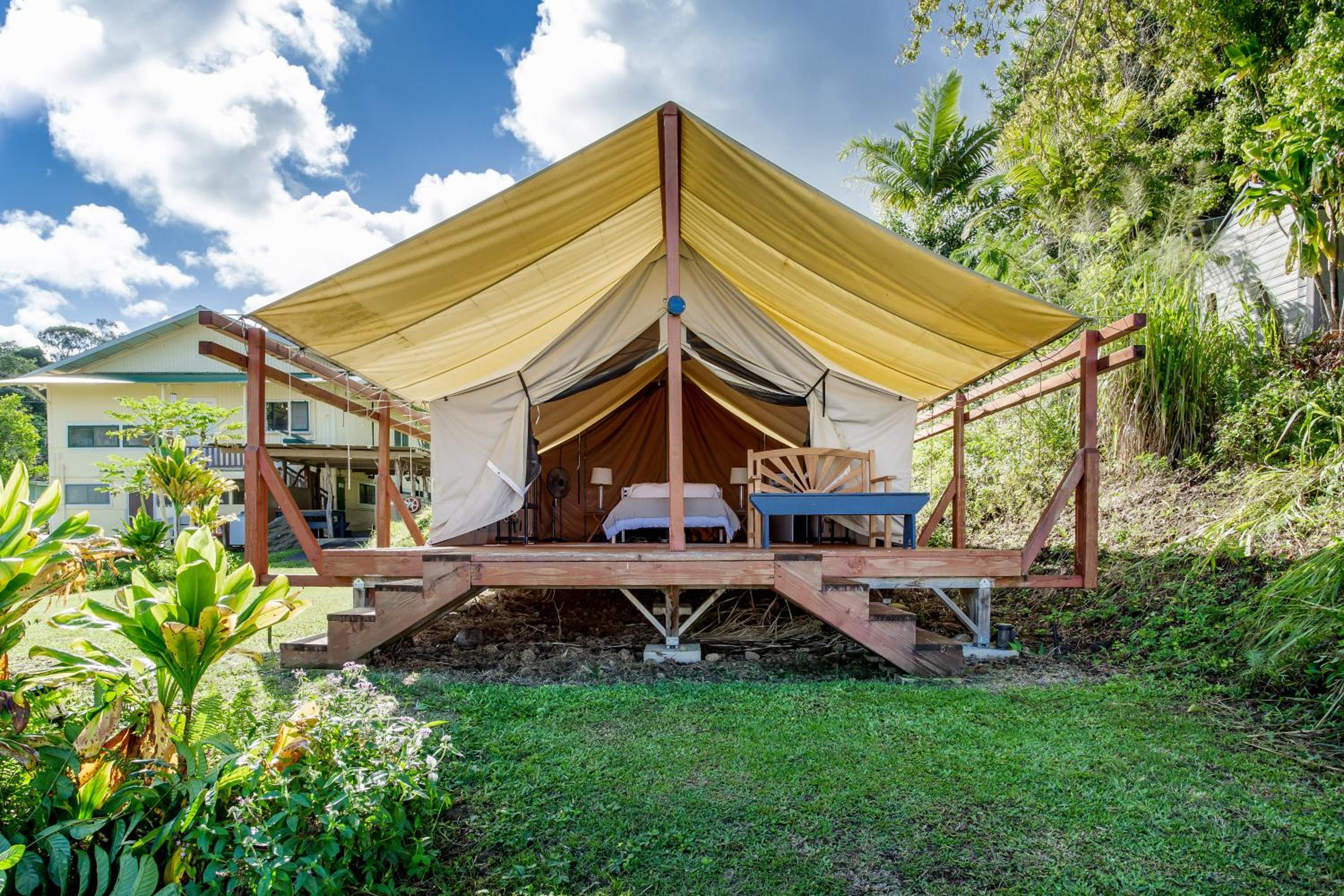 Waipi'o Lodge view 4