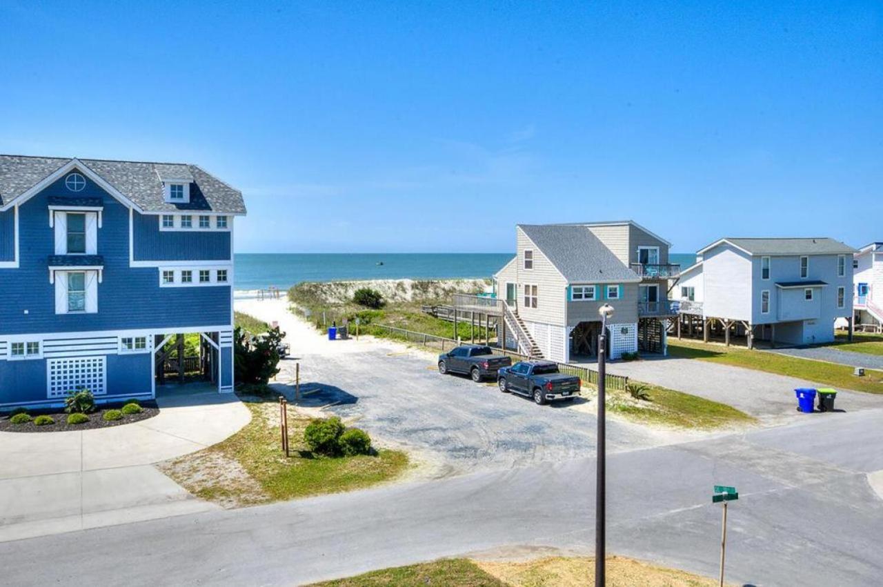 Bears-Beets-Beach House view 4