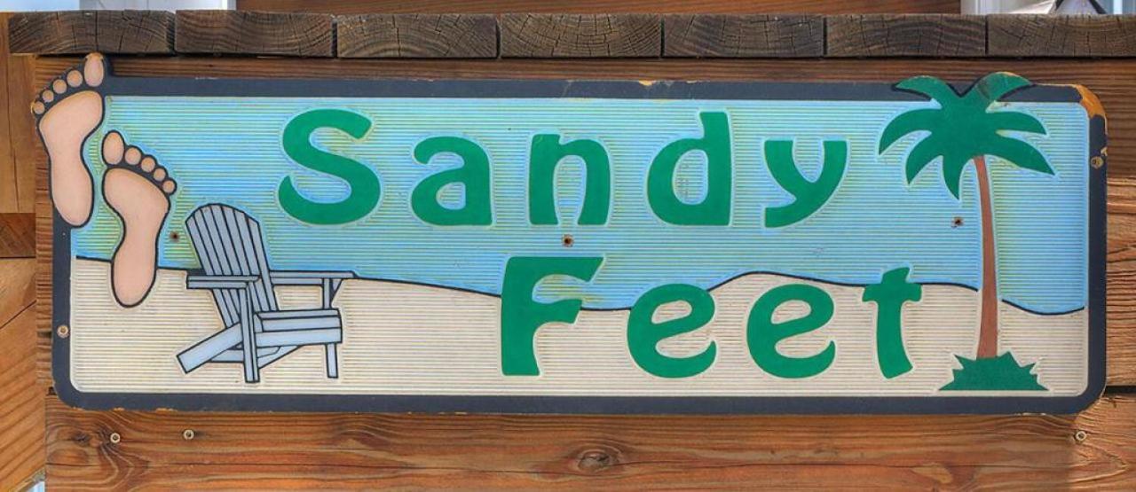 Sandy Feet