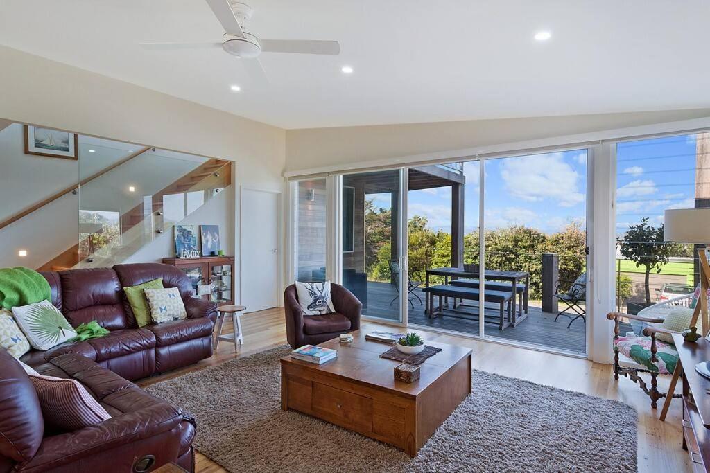 Sea Change and Studio on Tasman