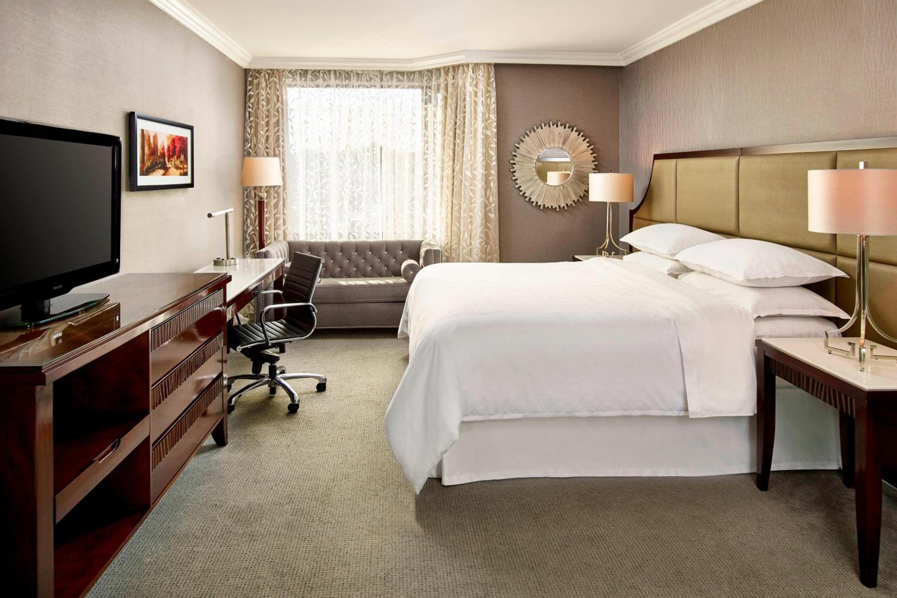 Sheraton Hamilton Hotel-4