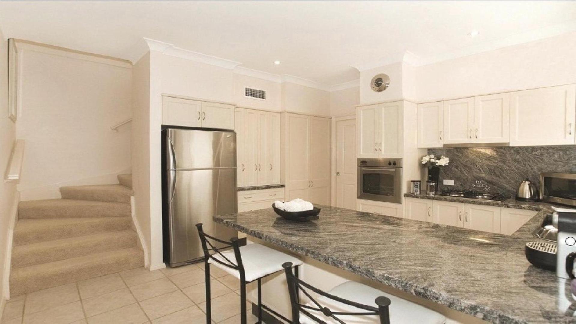Primrose Sands Accom Holidays