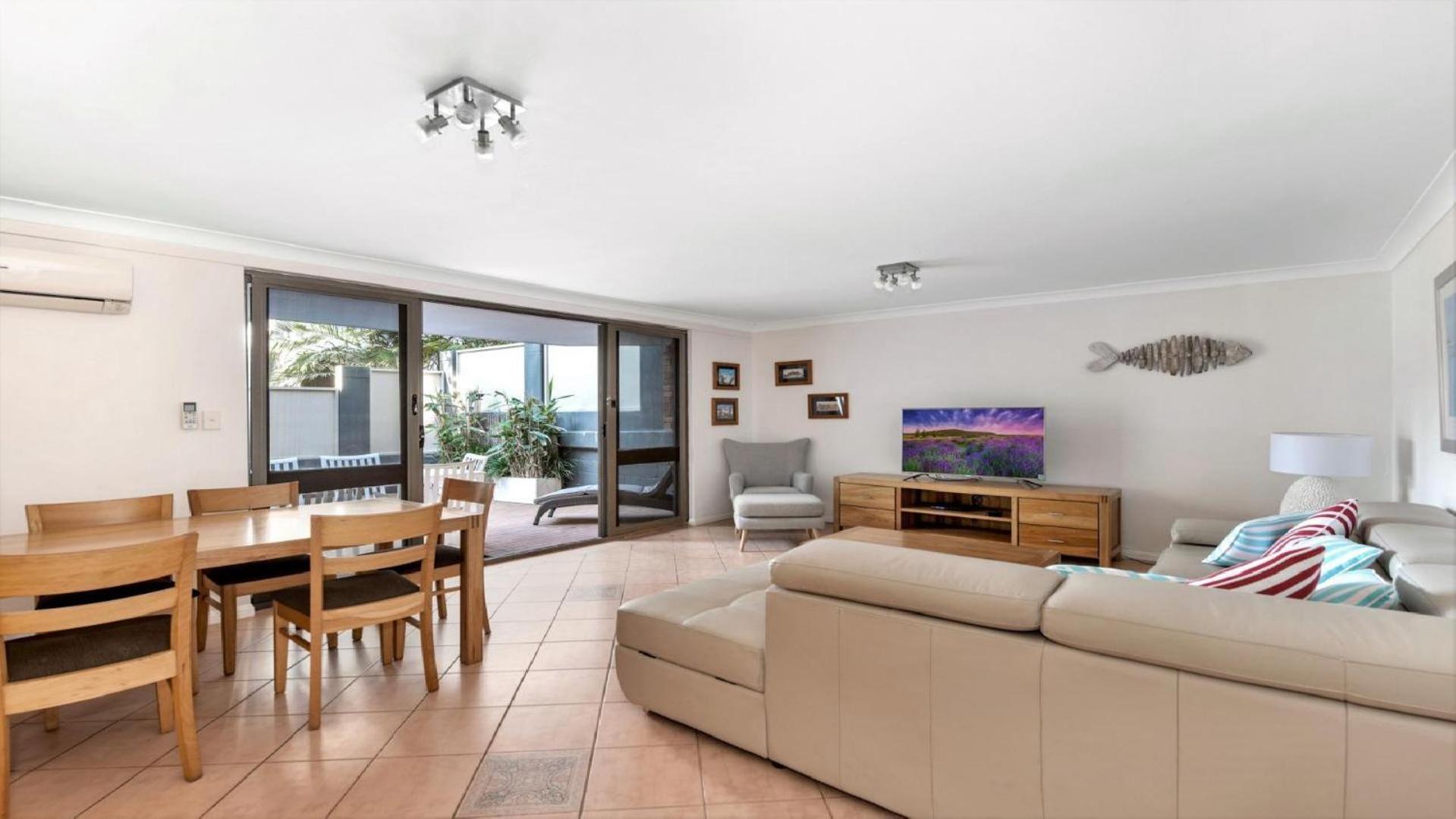 Terrigal Tranquility Pool In Complex, In The Heart Of Terrigal