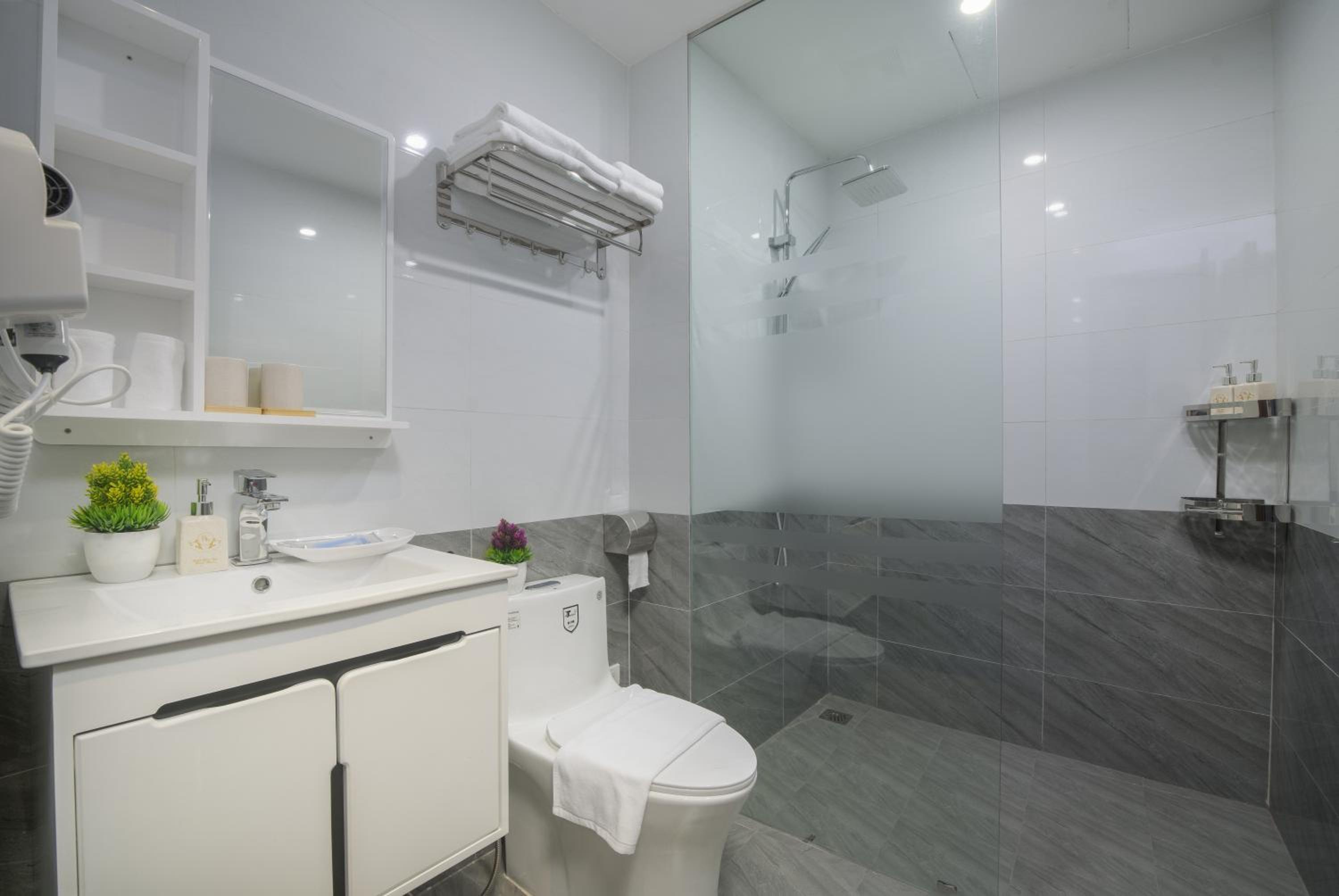 Bao Hung Hotel & Apartment - Tran Quoc Vuong