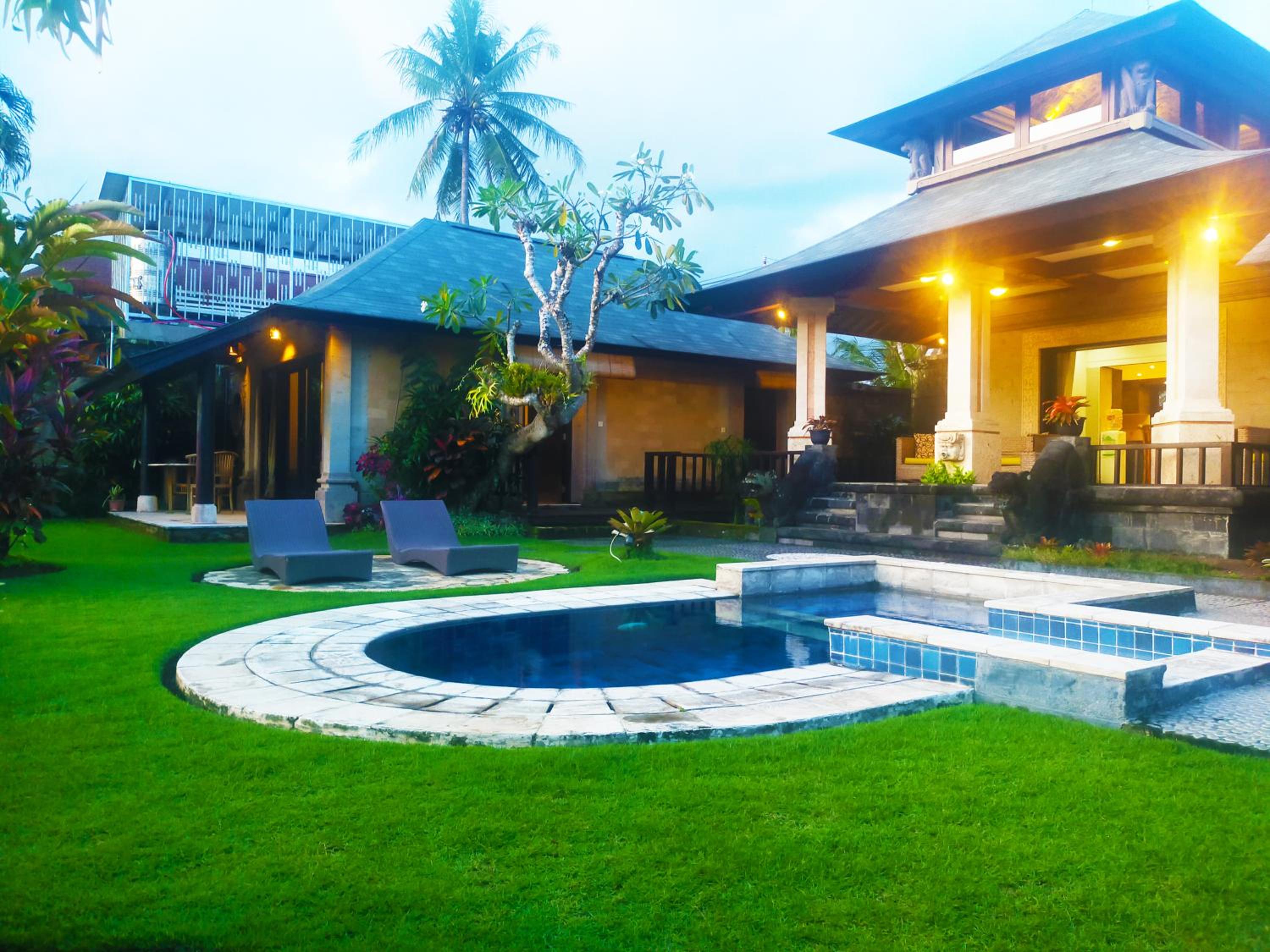 3BR Beautiful Villa Queen With Stunning Rice Field view 4