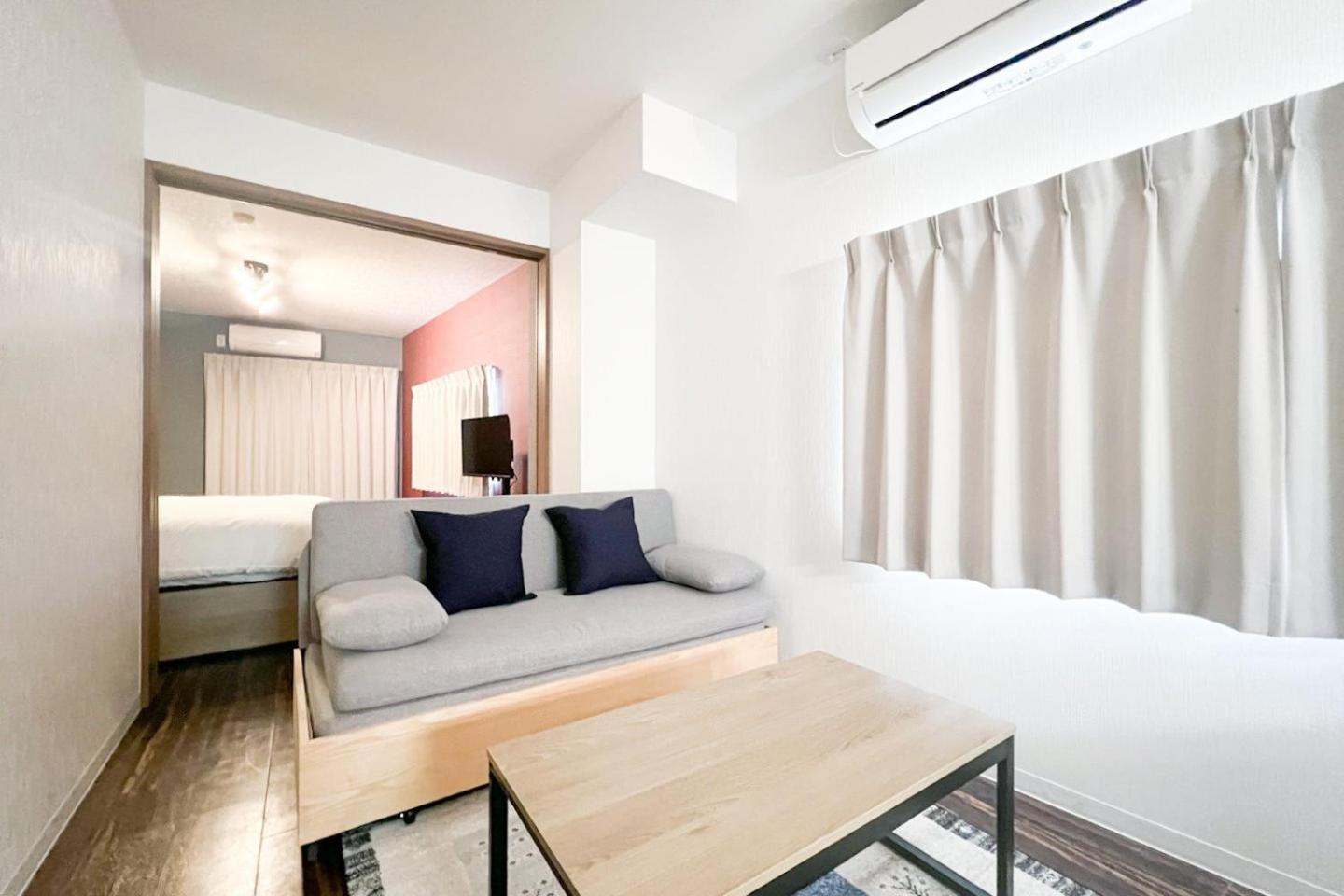 Osaka house sinkan