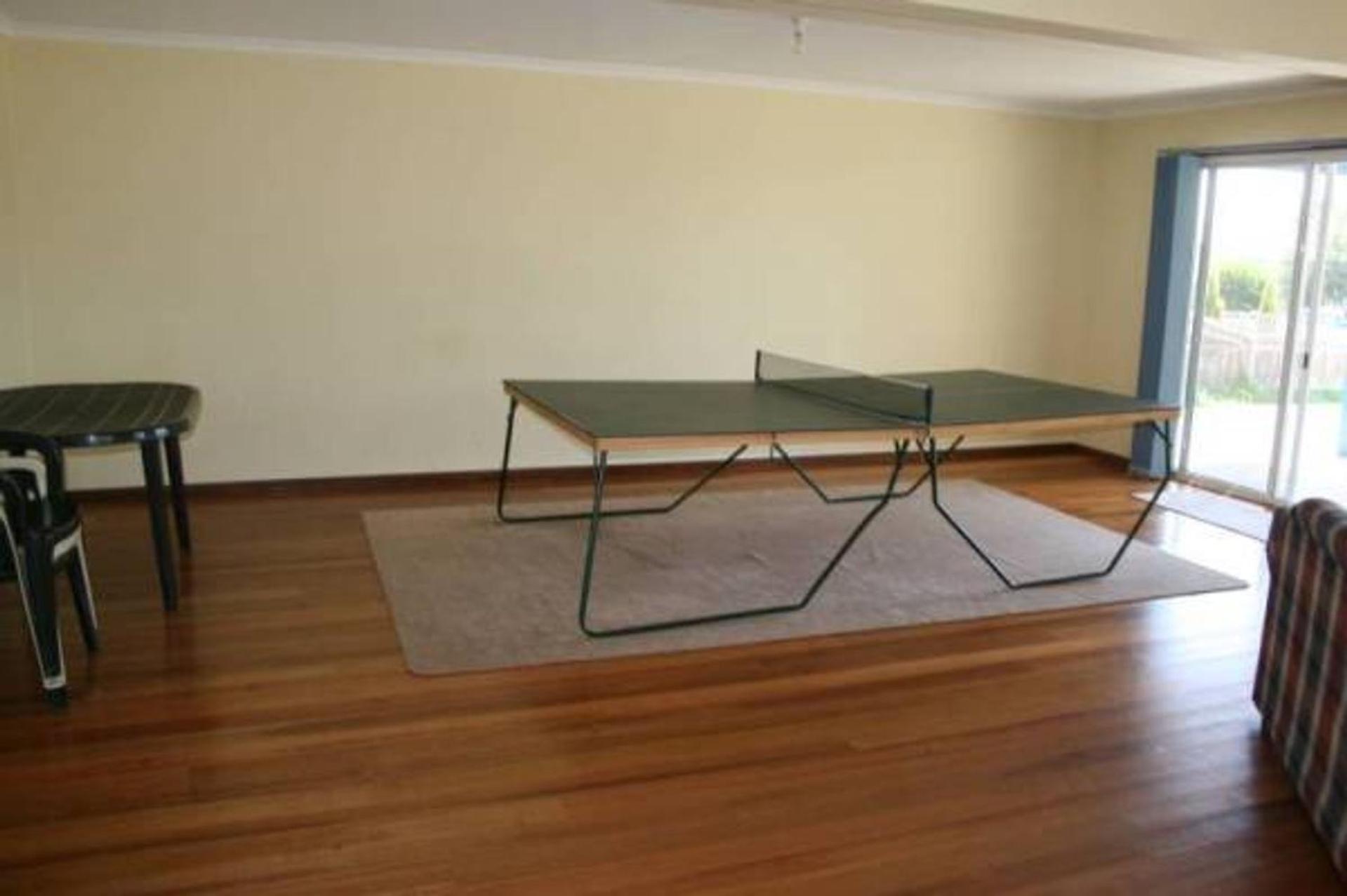 Sunny Stays on Yarramundi