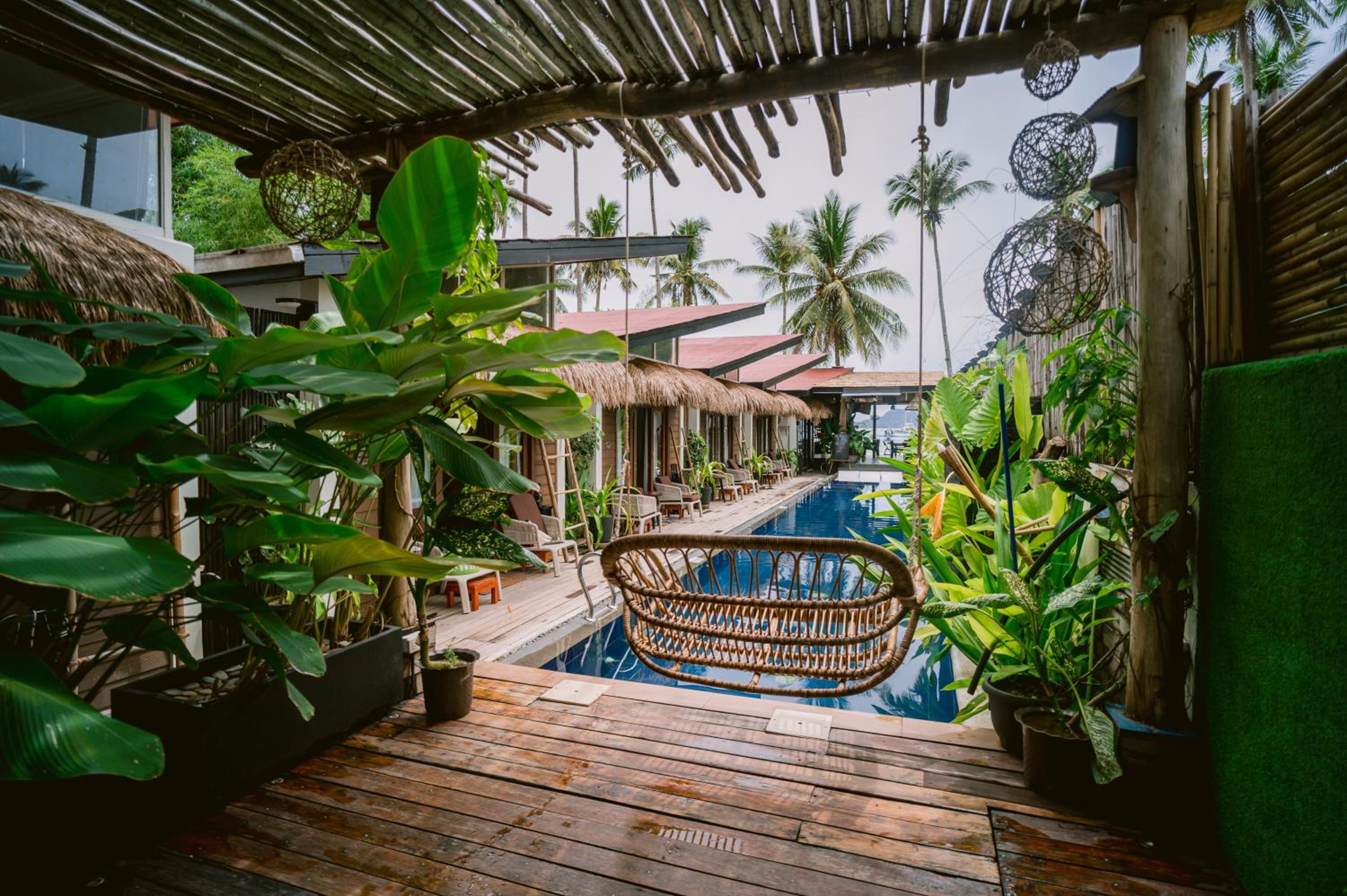 Banig Beach Resort El Nido