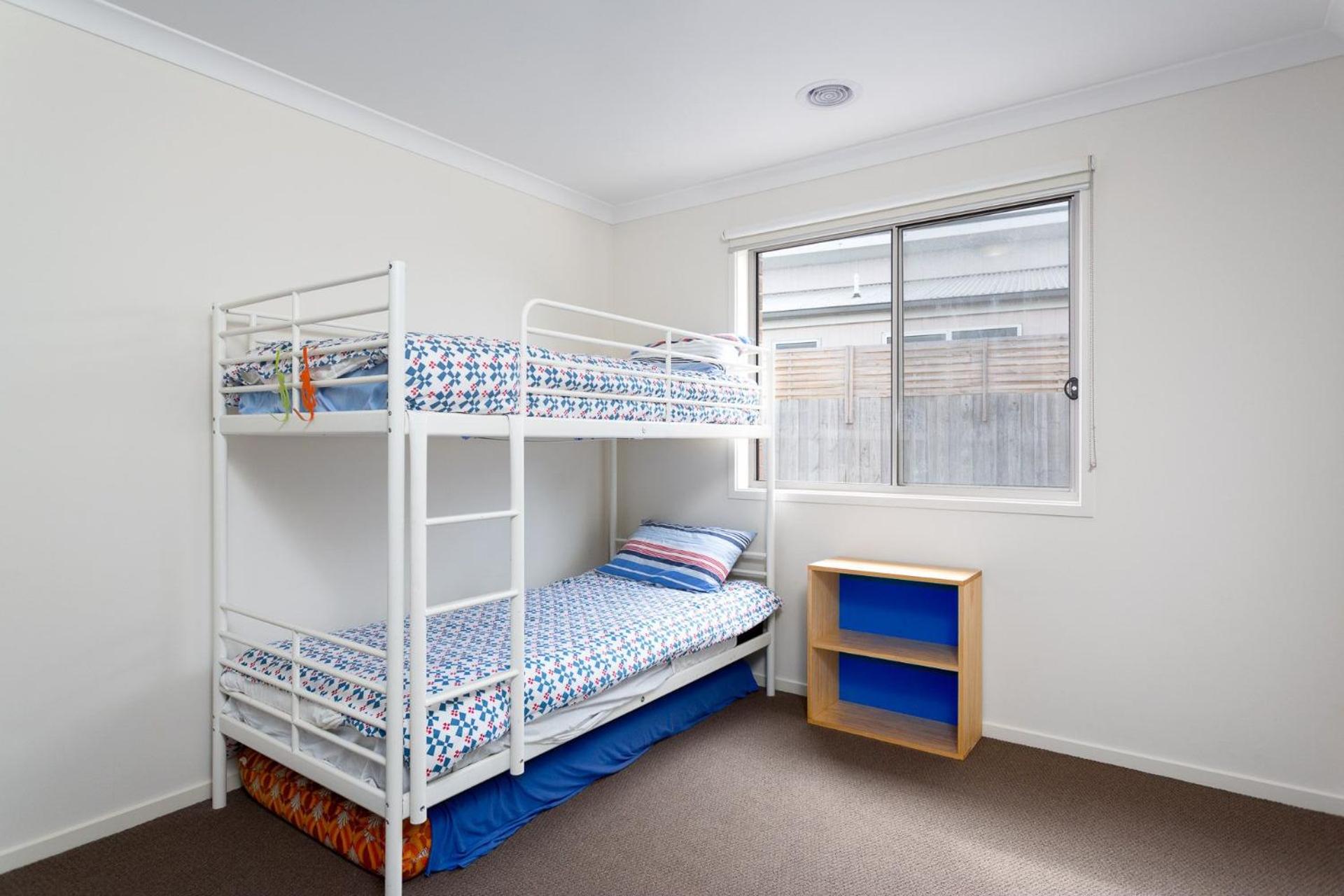 16 Roderick Close Cowes