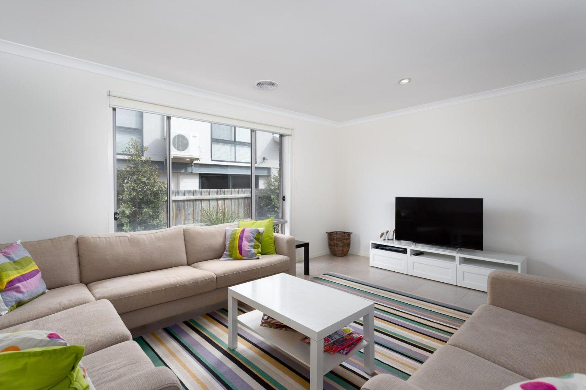 16 Roderick Close Cowes