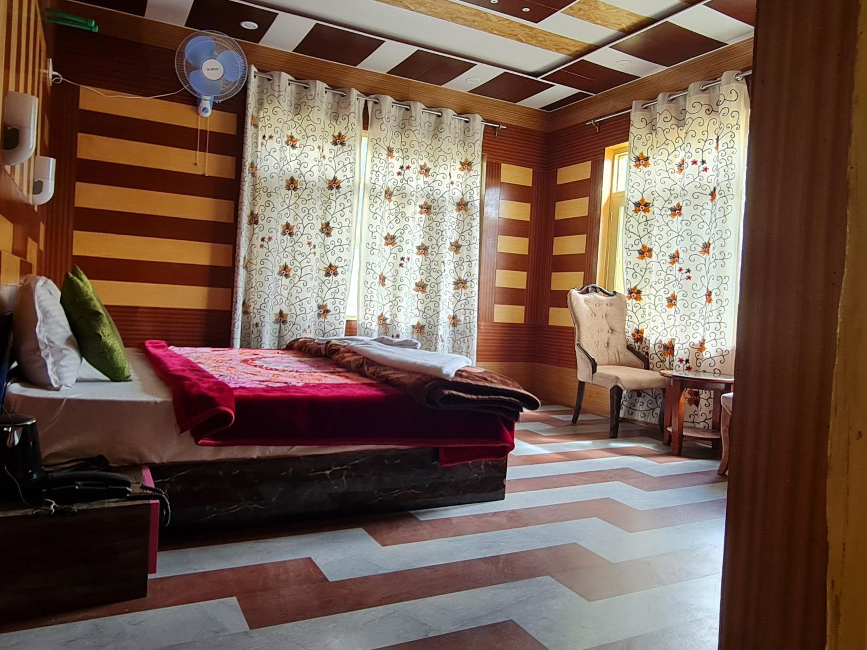 Hotel Intermountain Sonamarg