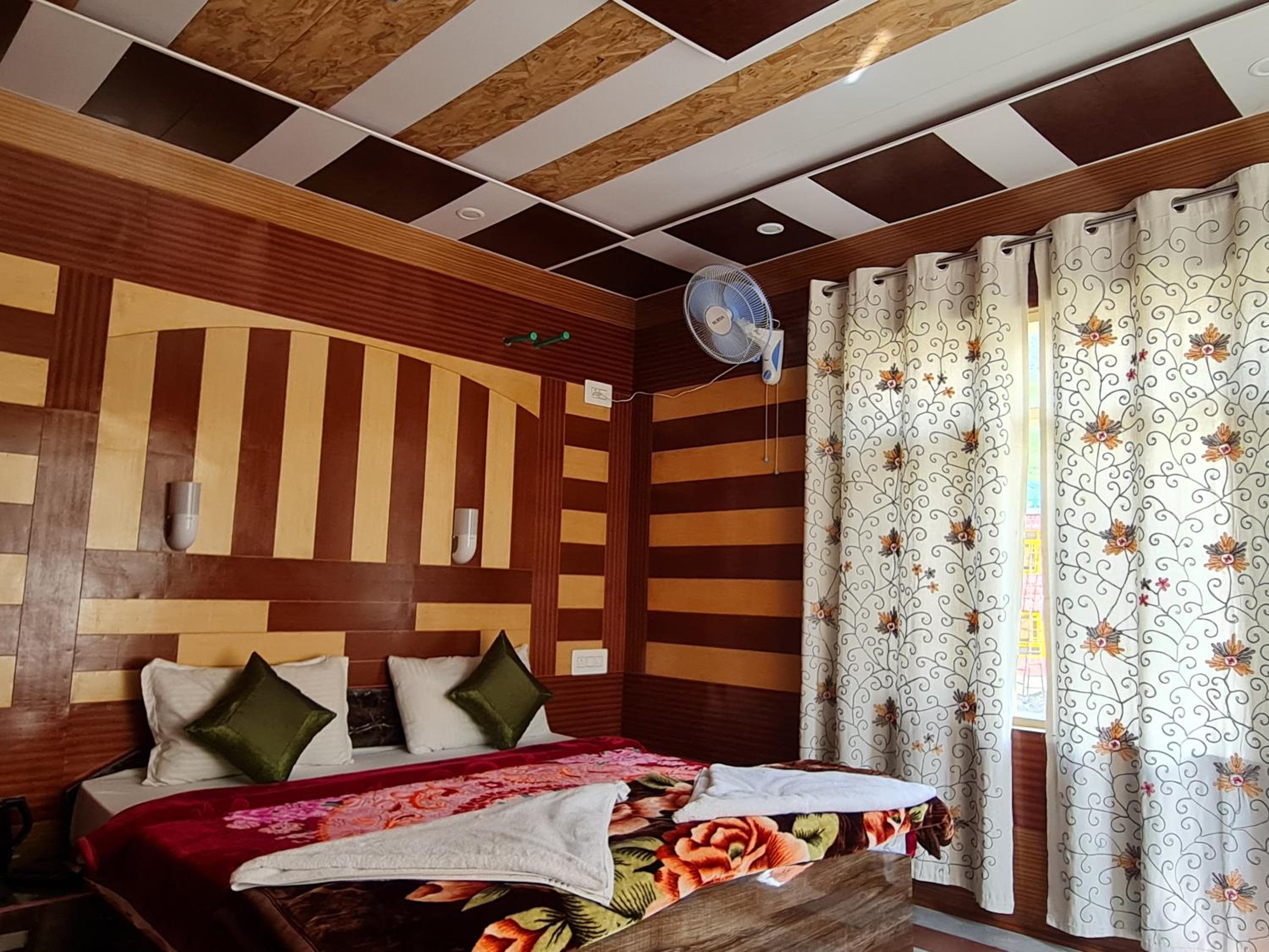 Hotel Intermountain Sonamarg