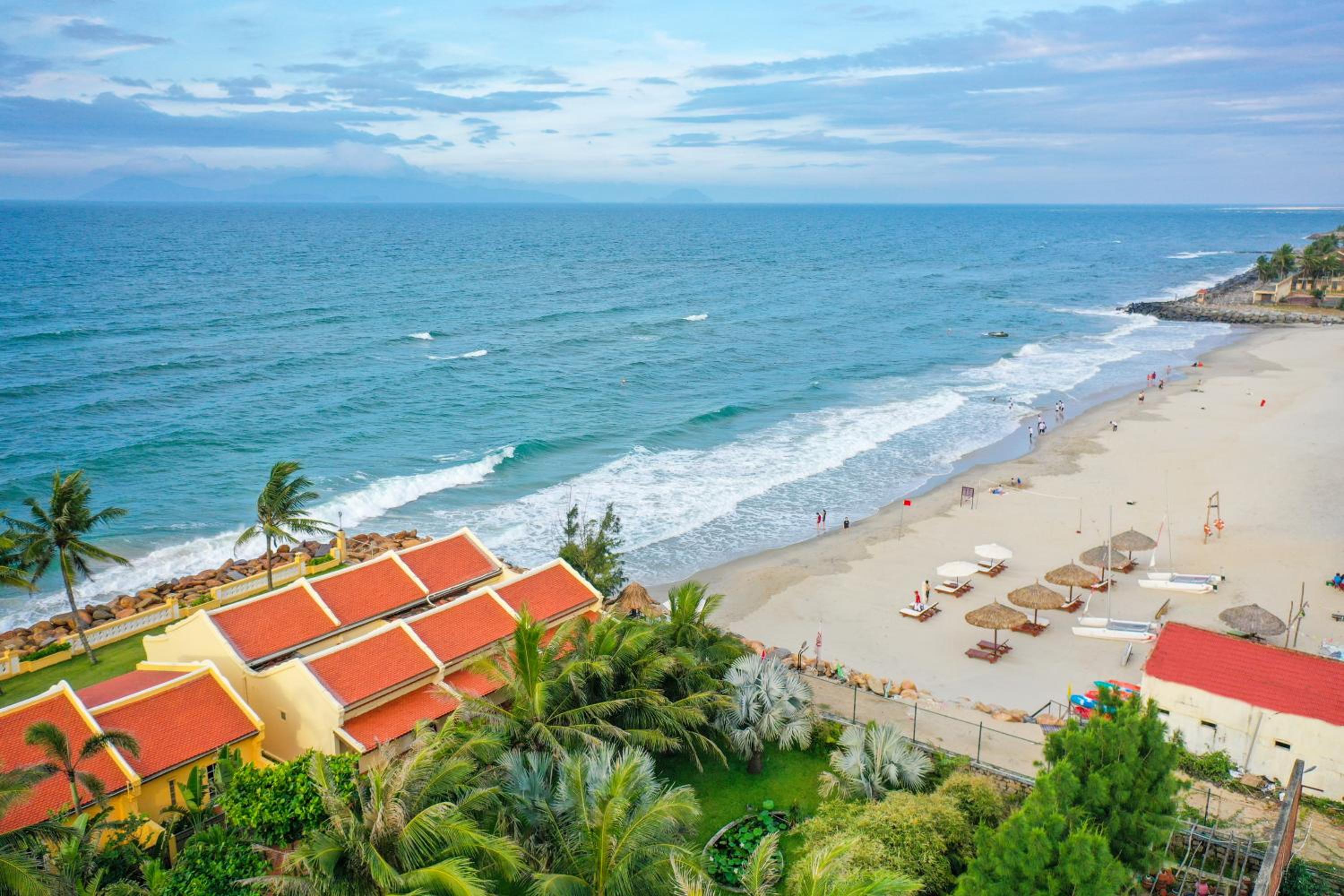 Victoria Hoi An Beach Resort and Spa 18