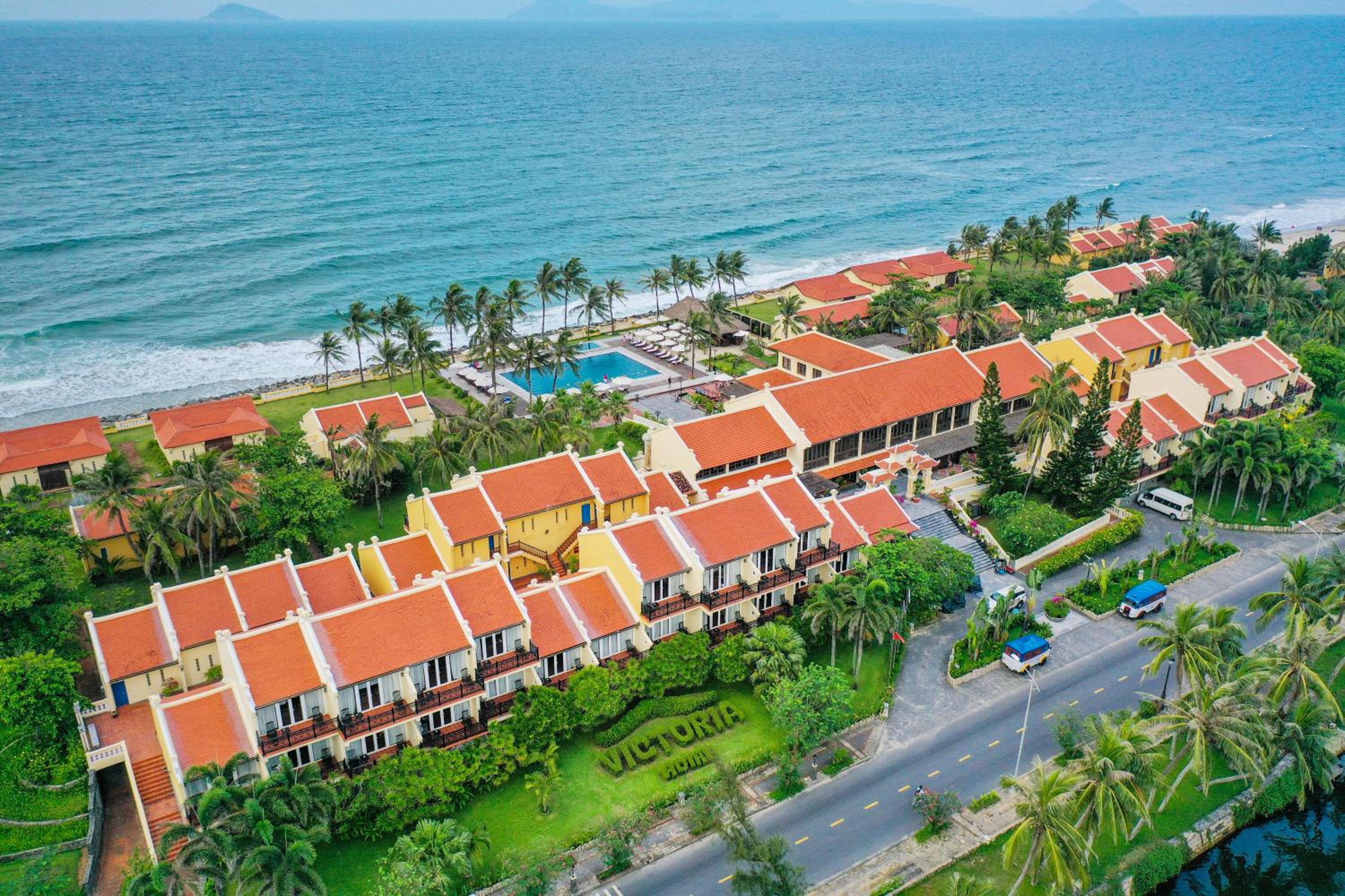 Victoria Hoi An Beach Resort and Spa 5
