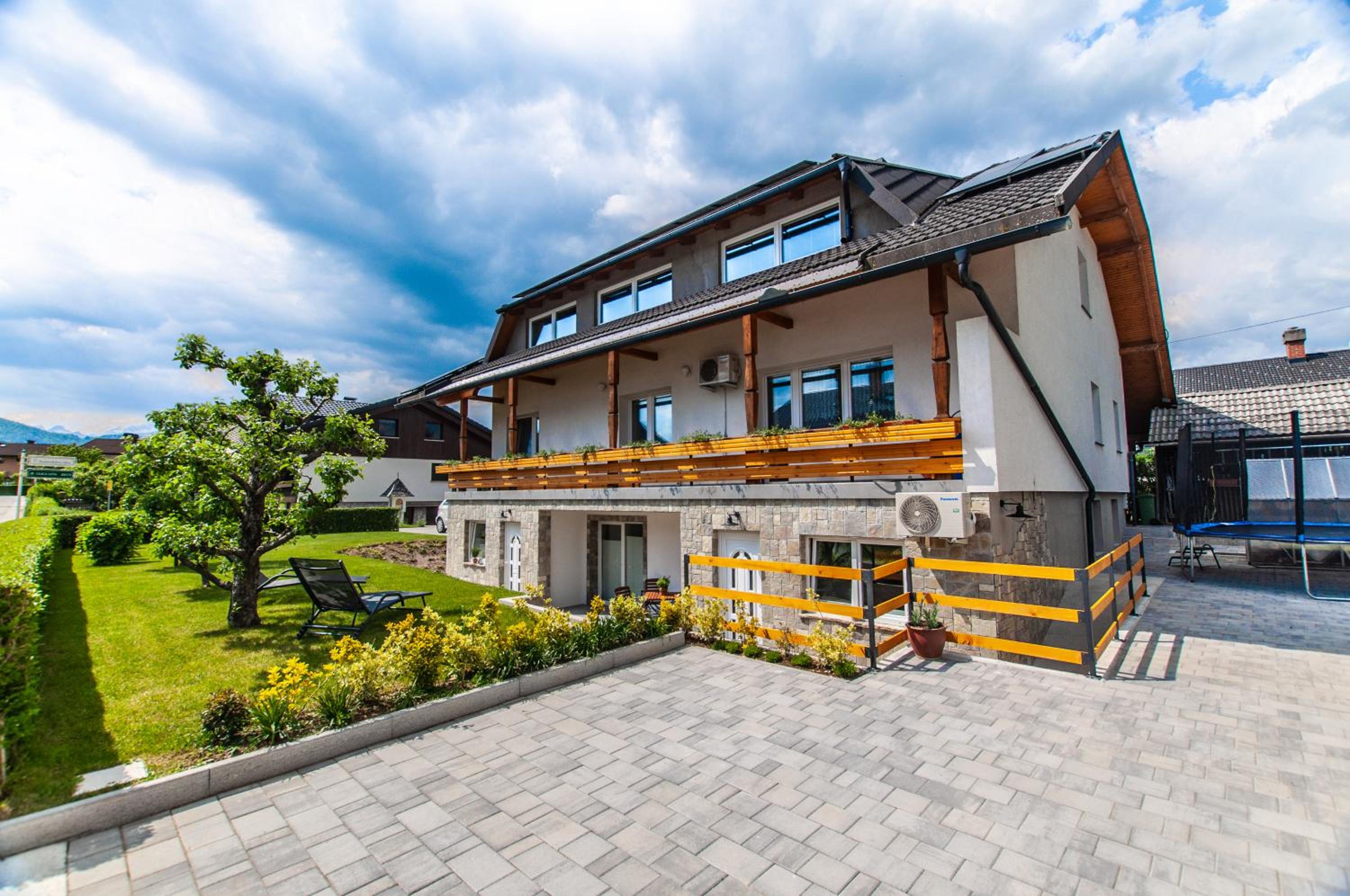 Apartments Ursus