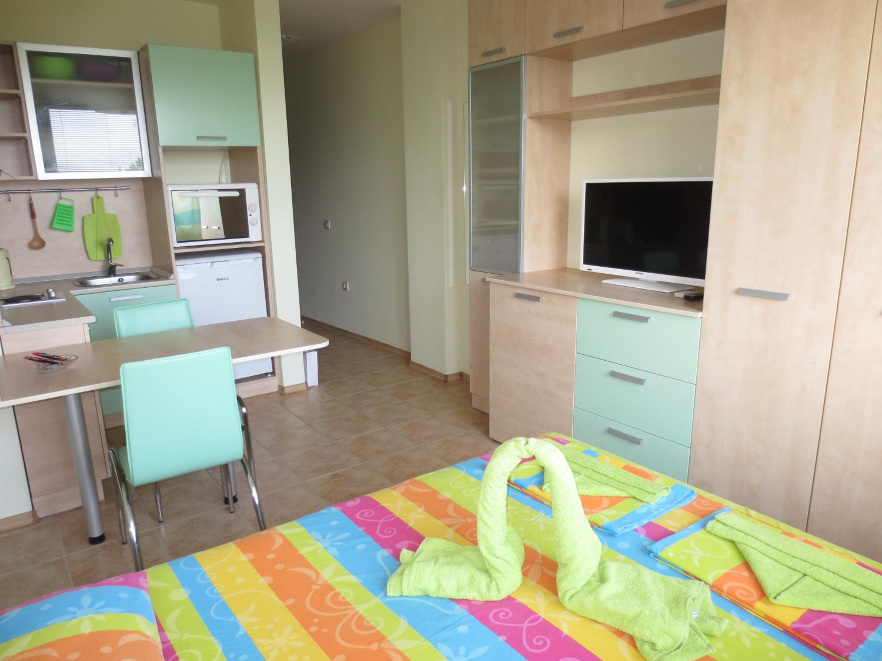FANTASY APARTMENTS