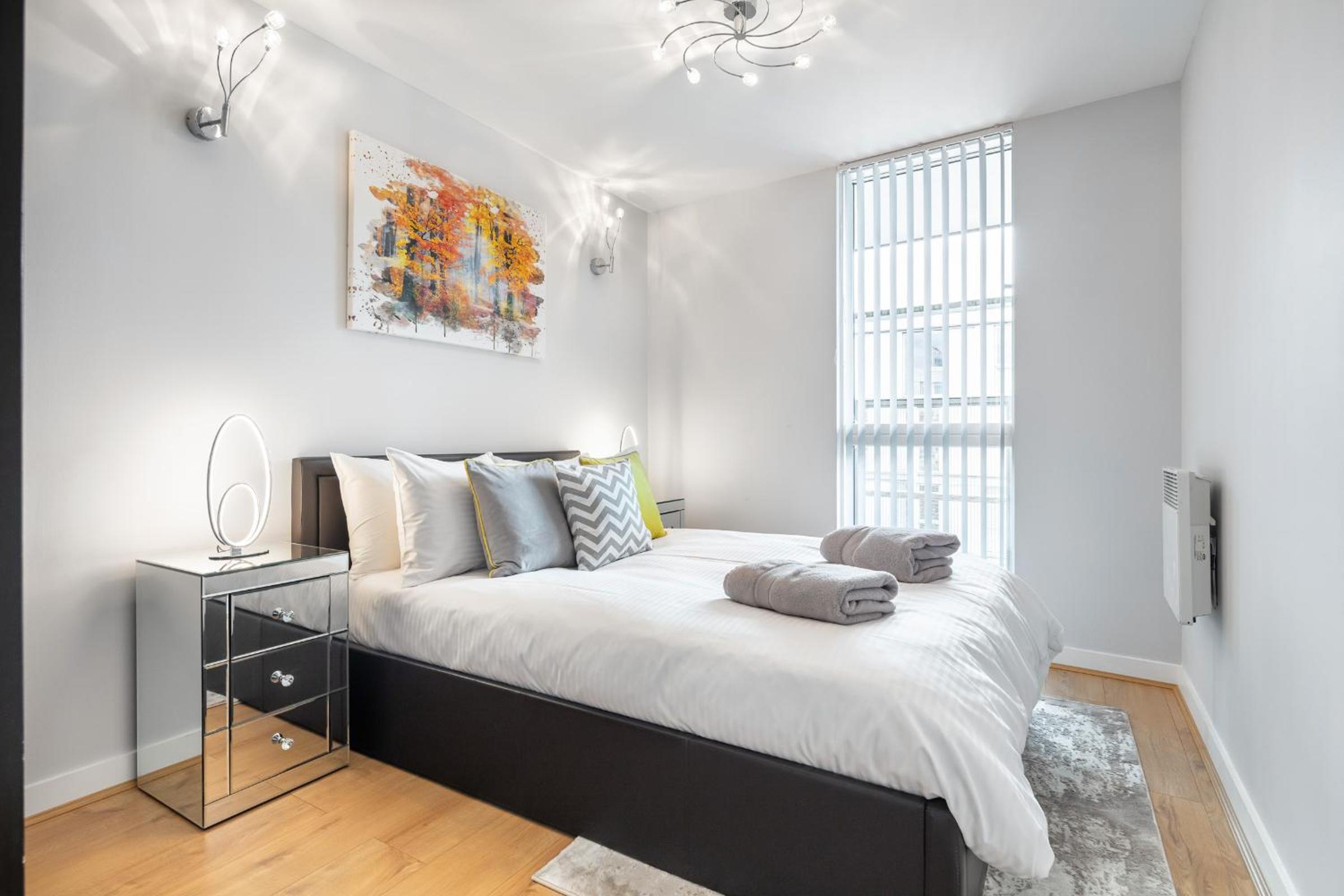 Stunning Apartment with Underground parking!