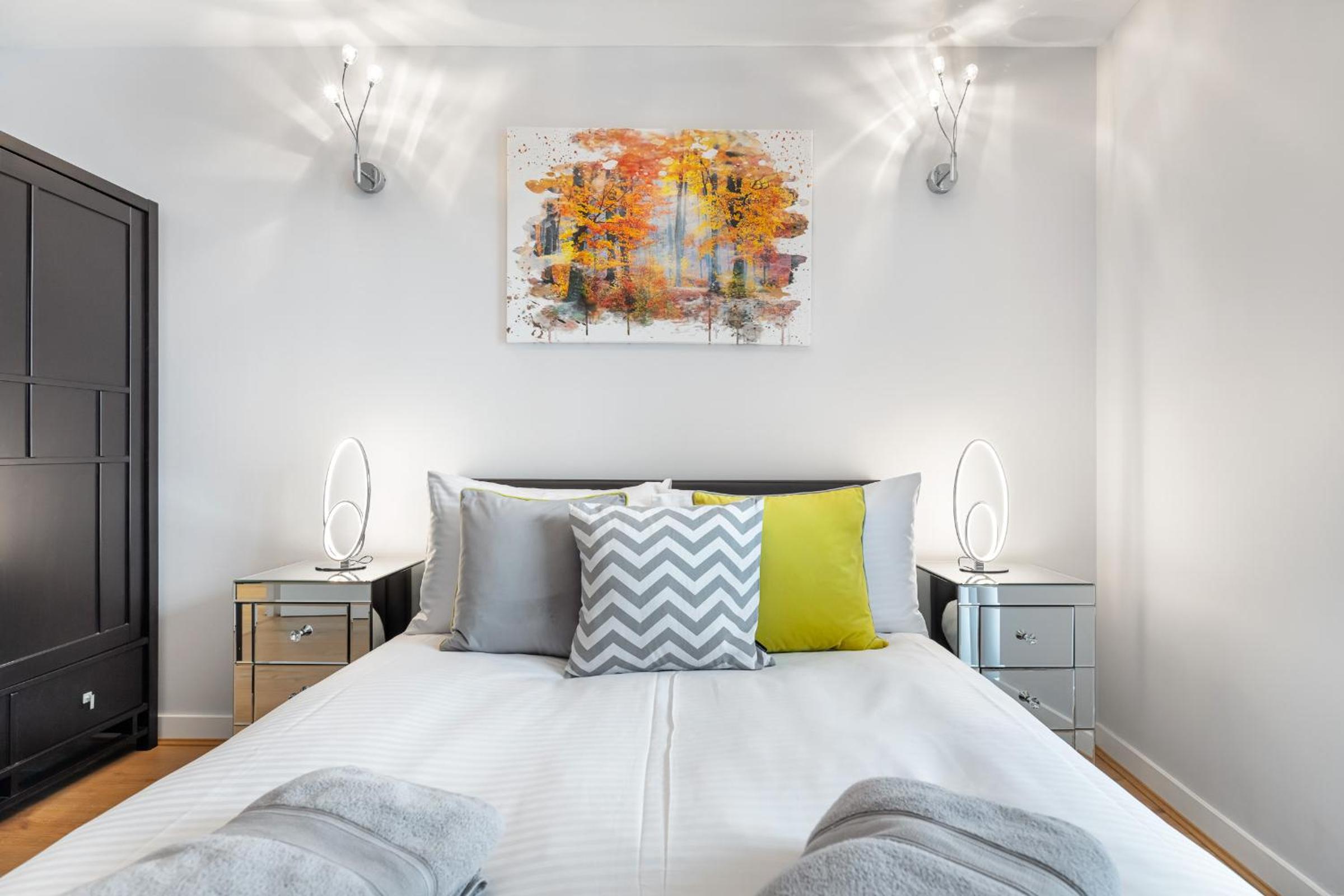 Stunning Apartment with Underground parking!